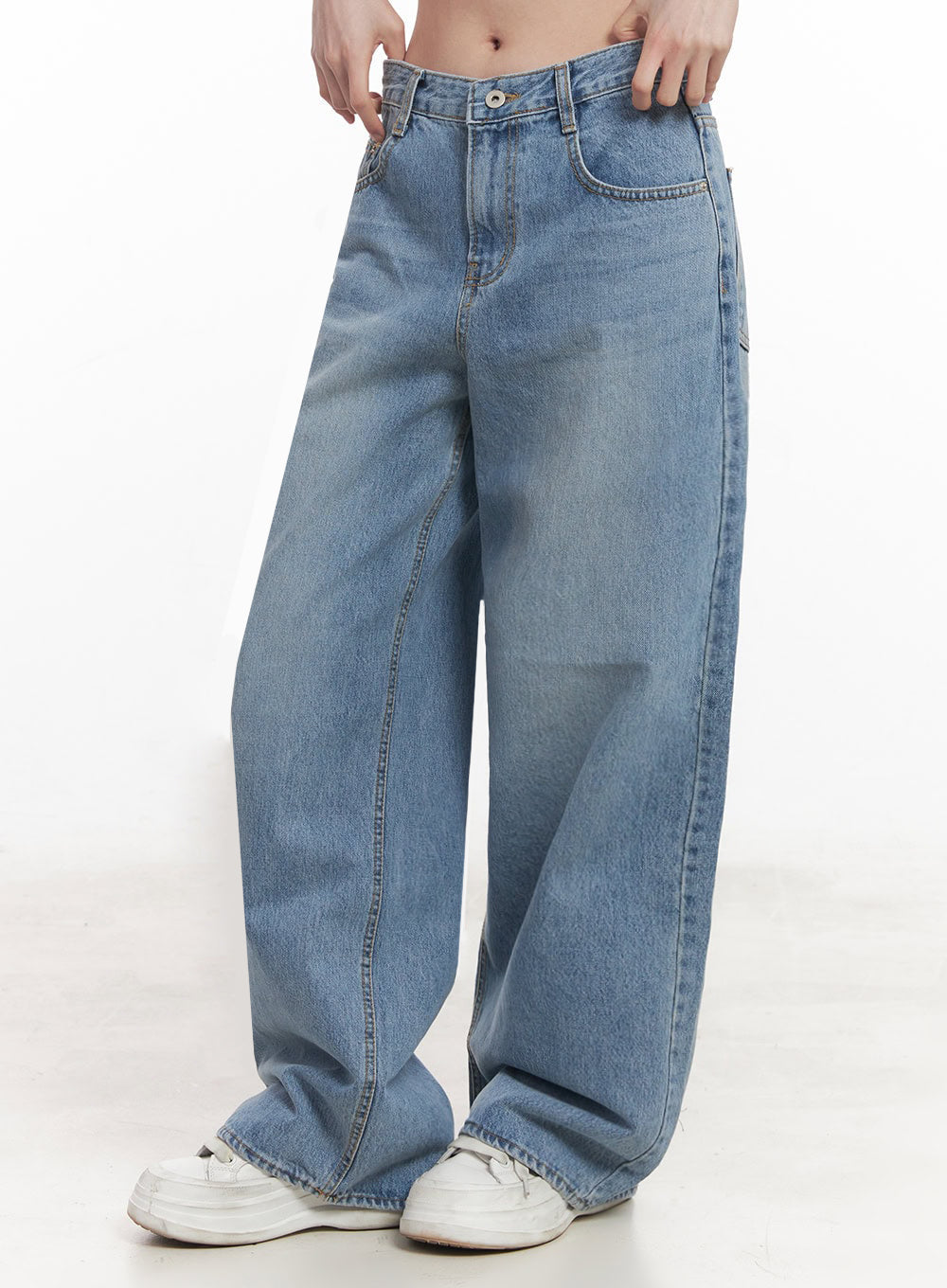 Maiva Wide-Leg Jeans IY509