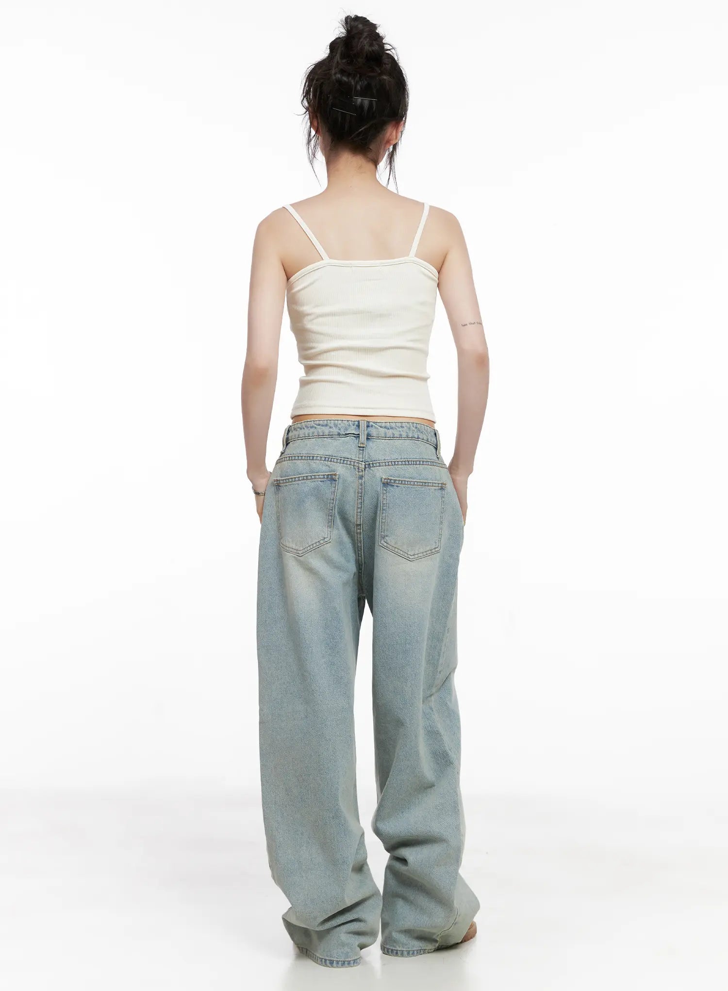 Lilly Light Wash Baggy Jeans CG519