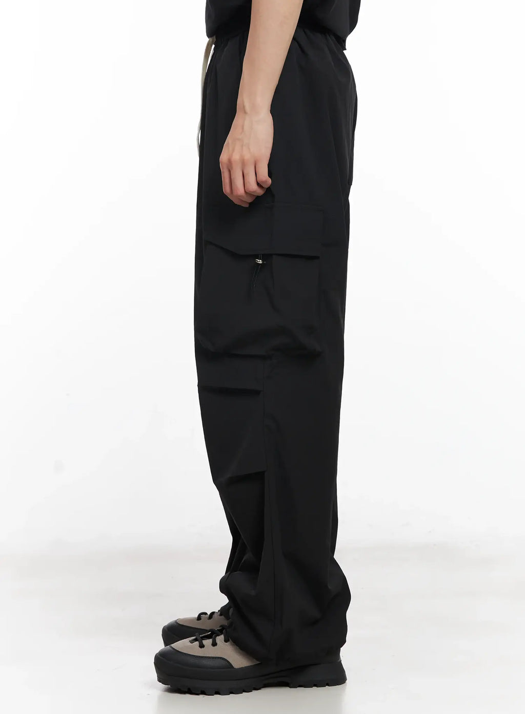 Men's Parachute Wide-Leg Cargo Pants IL504