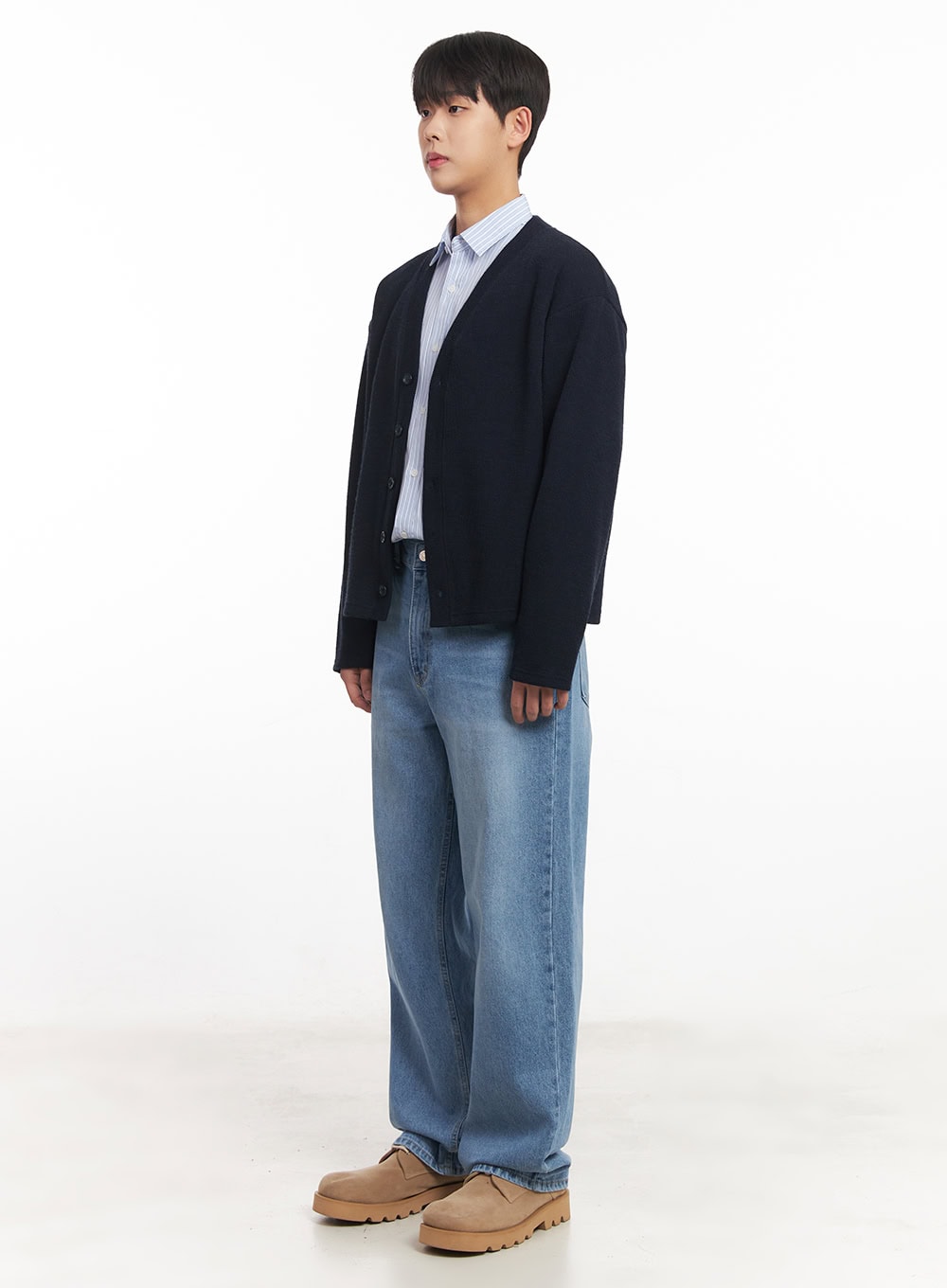 Men's V-Neck Buttoned Cardigan IM527