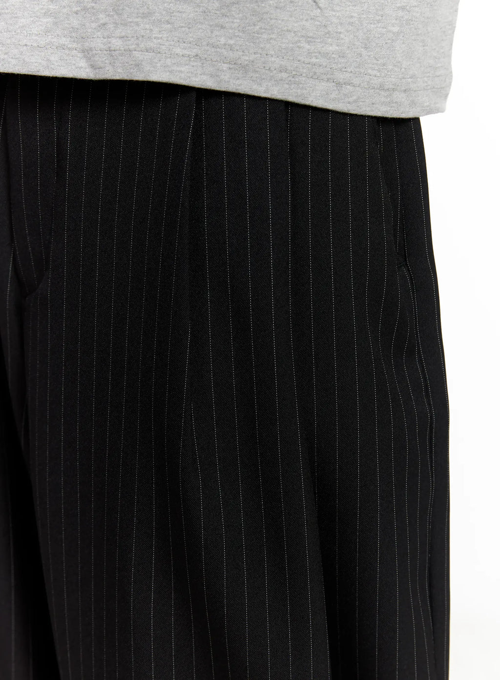 Men's Striped Relaxed-Fit Slacks IL521