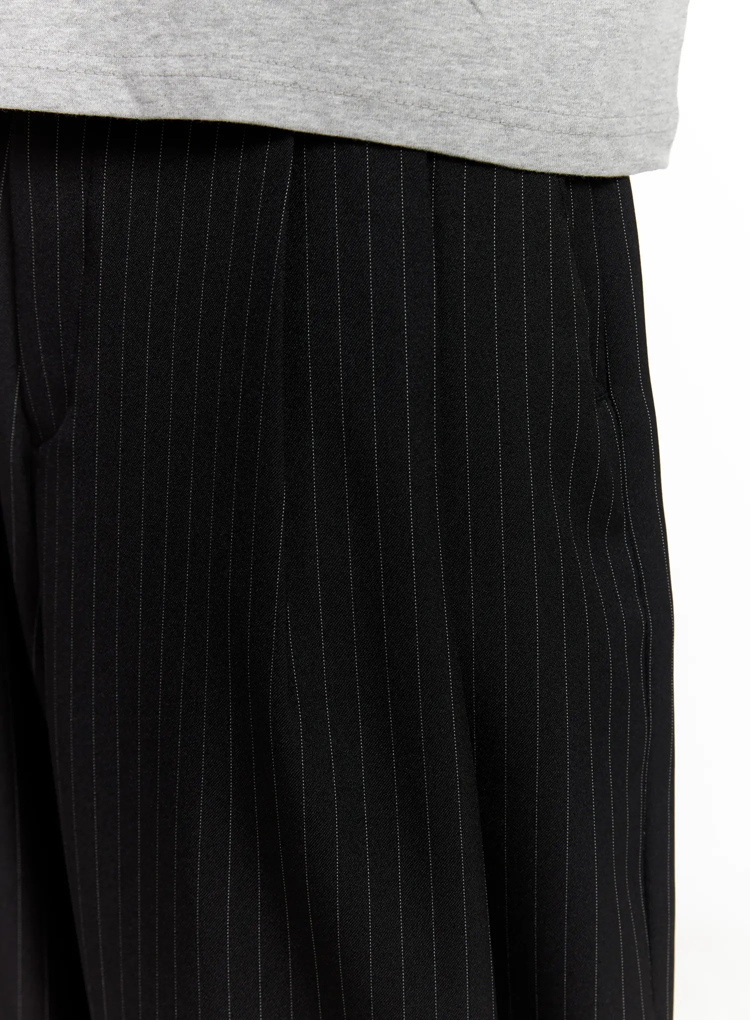 Men's Striped Relaxed-Fit Slacks IL521