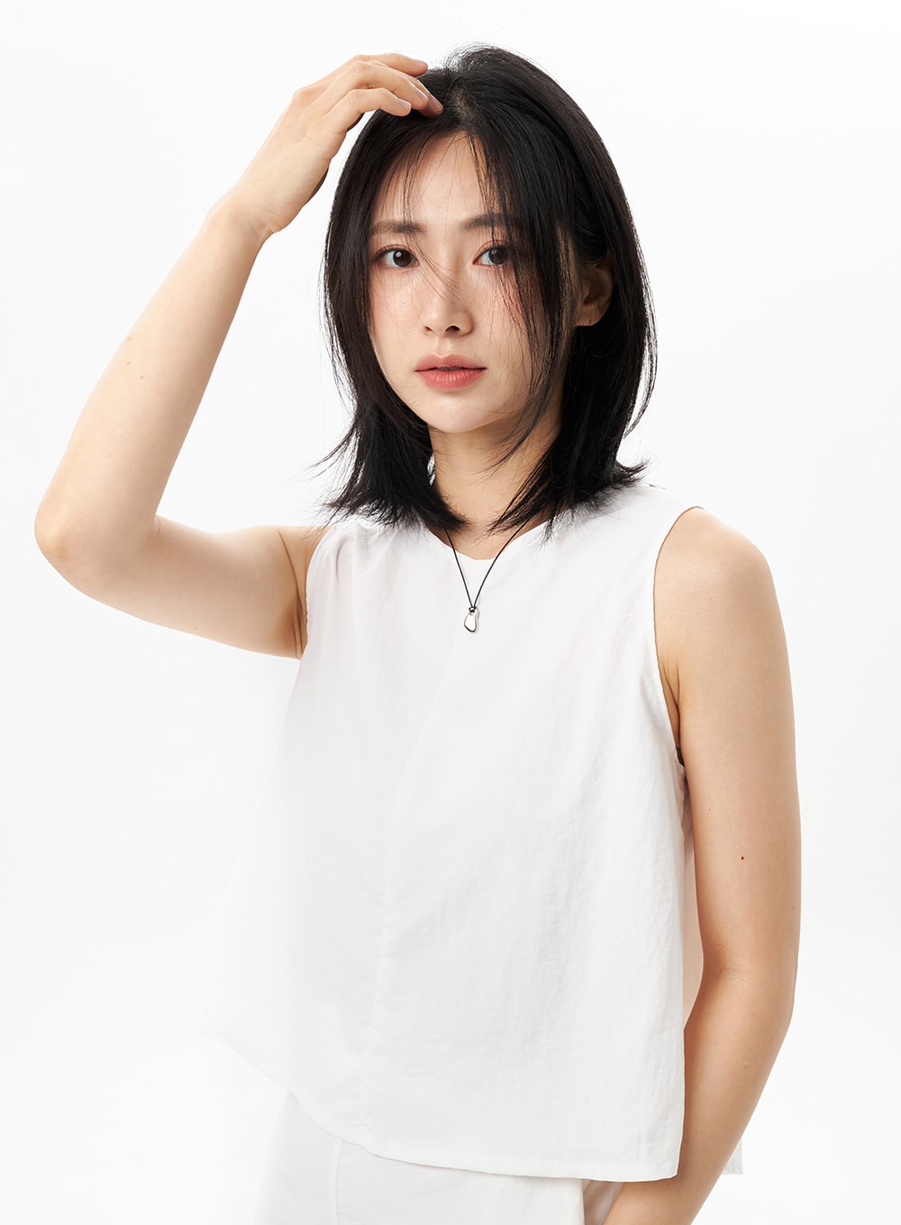 Sleeveless Nylon Blouse OU314