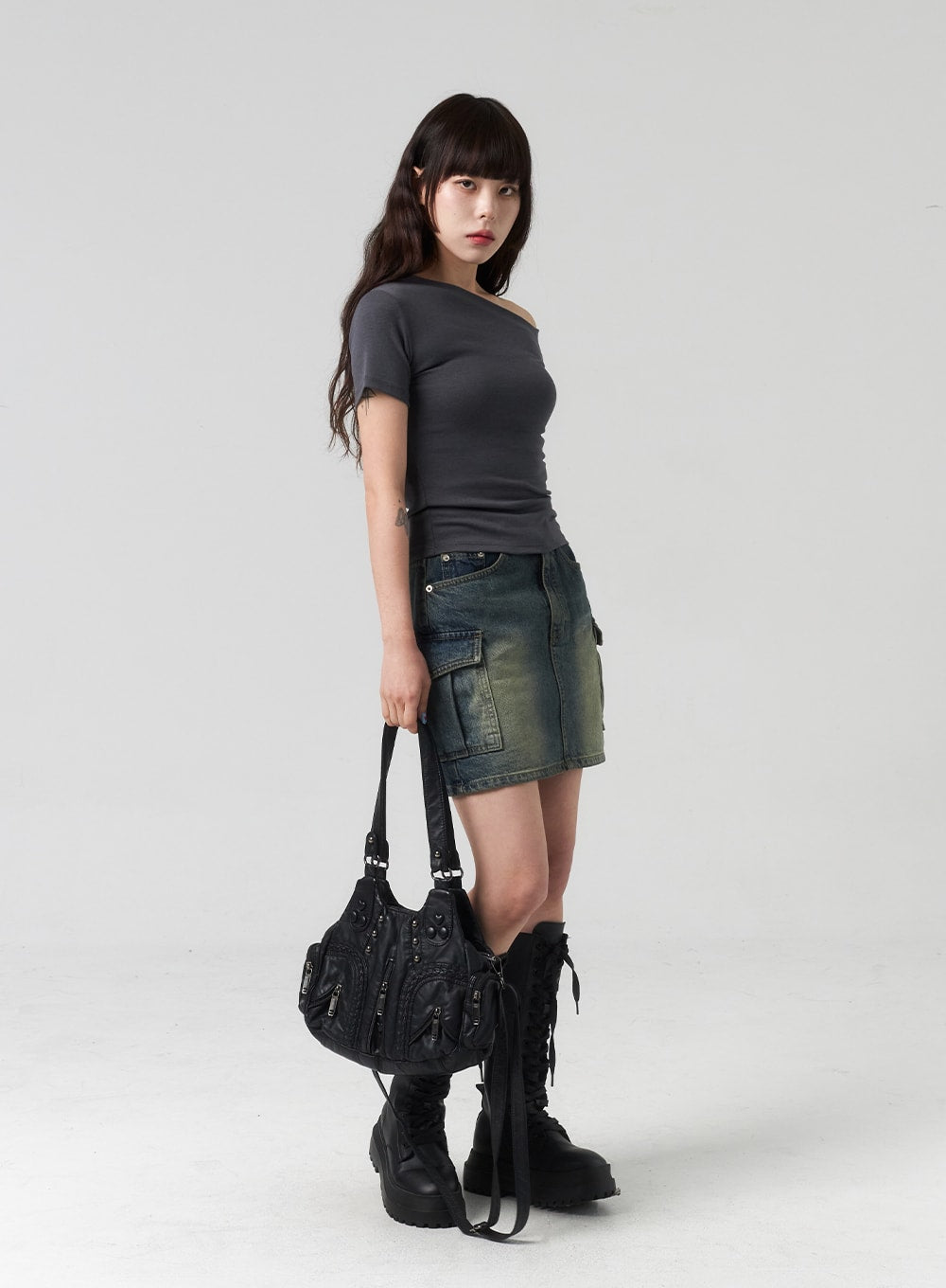 Off-Shoulder Tee CL318