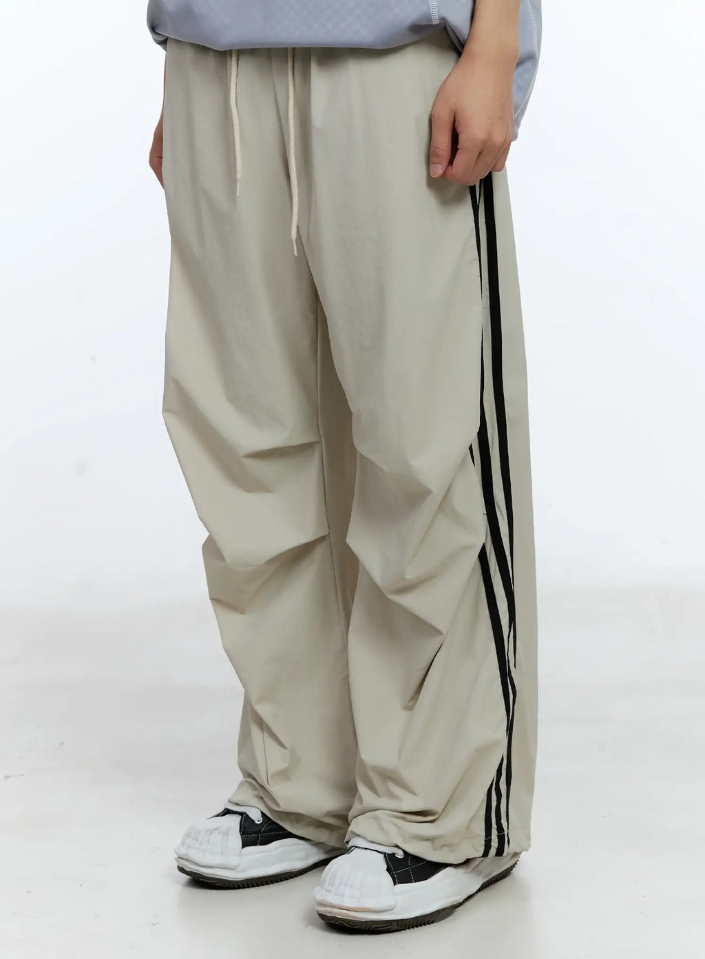 Men's Parachute Nylon Track Pants IL515