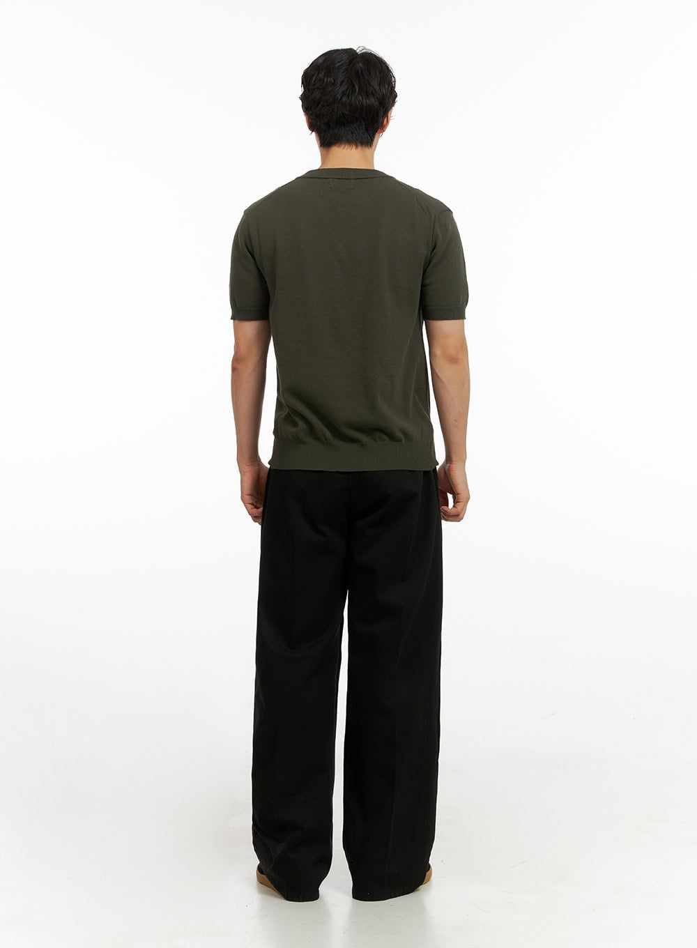 Men's Solid Wide-Fit Pants IG409