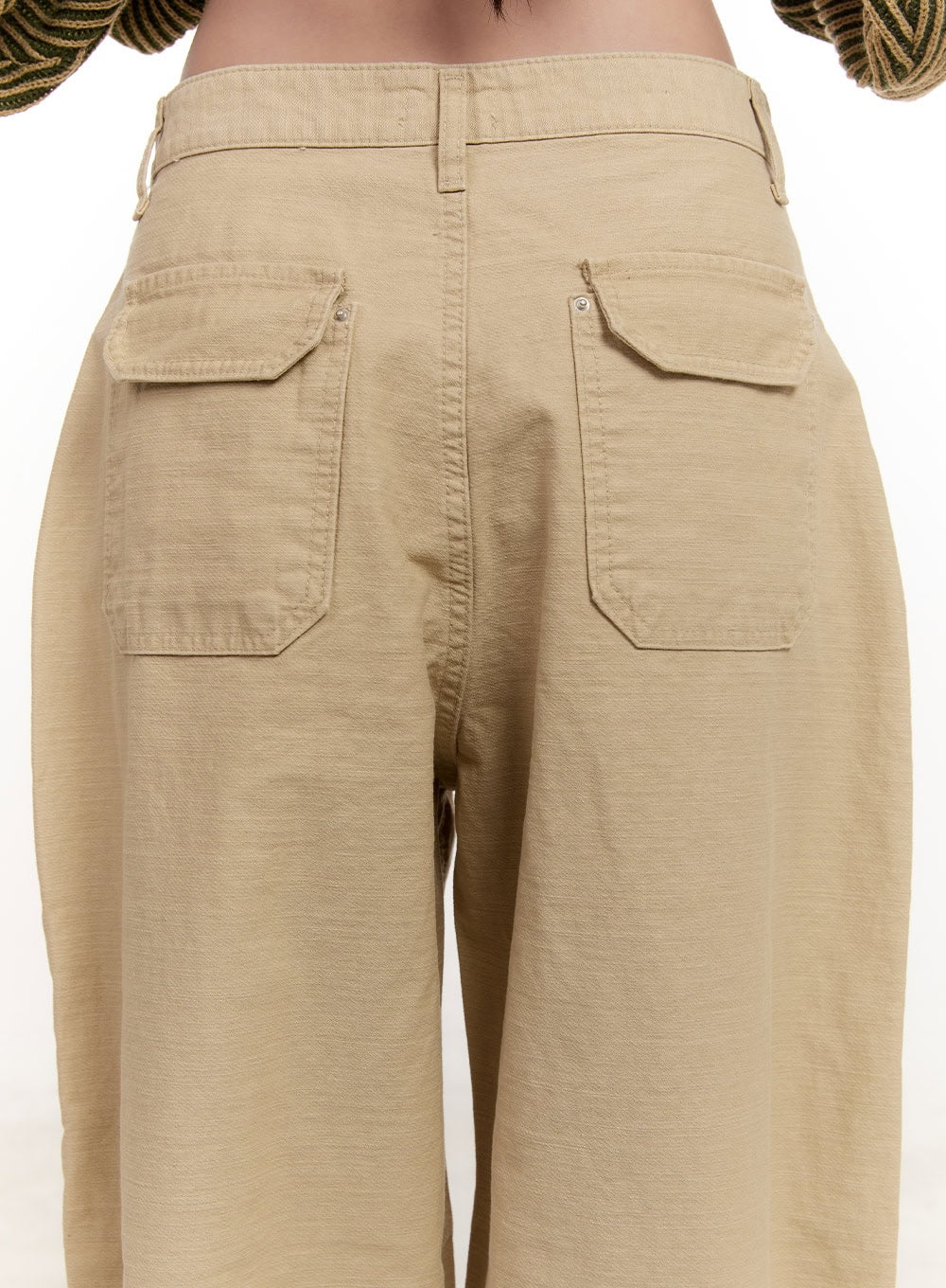 Wide-Fit Cargo Pants CM507