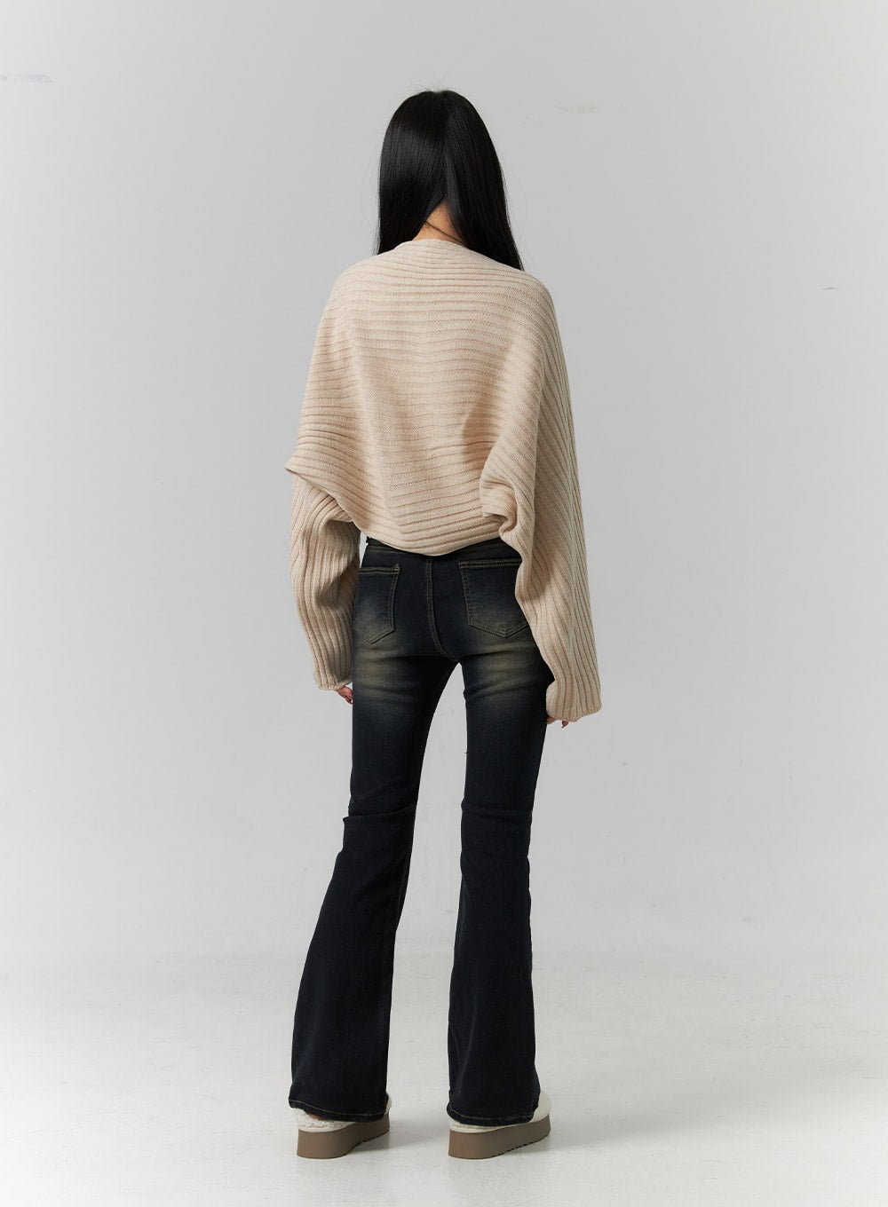 Washed Low Rise Bootcut Jeans CD308