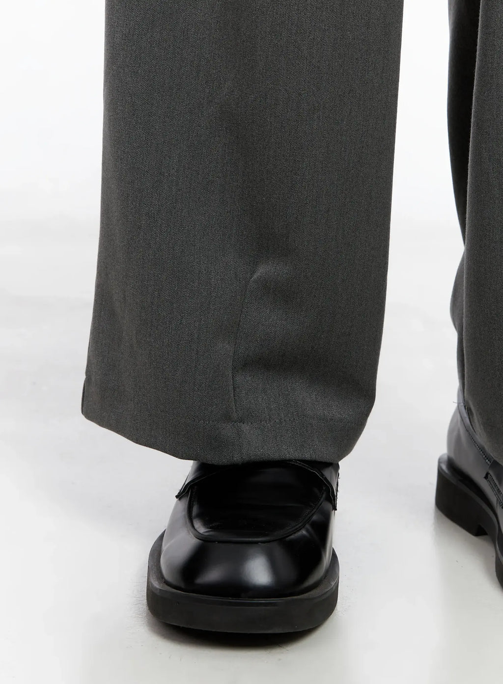 Men's Pintuck Wide-Leg Trousers IS502