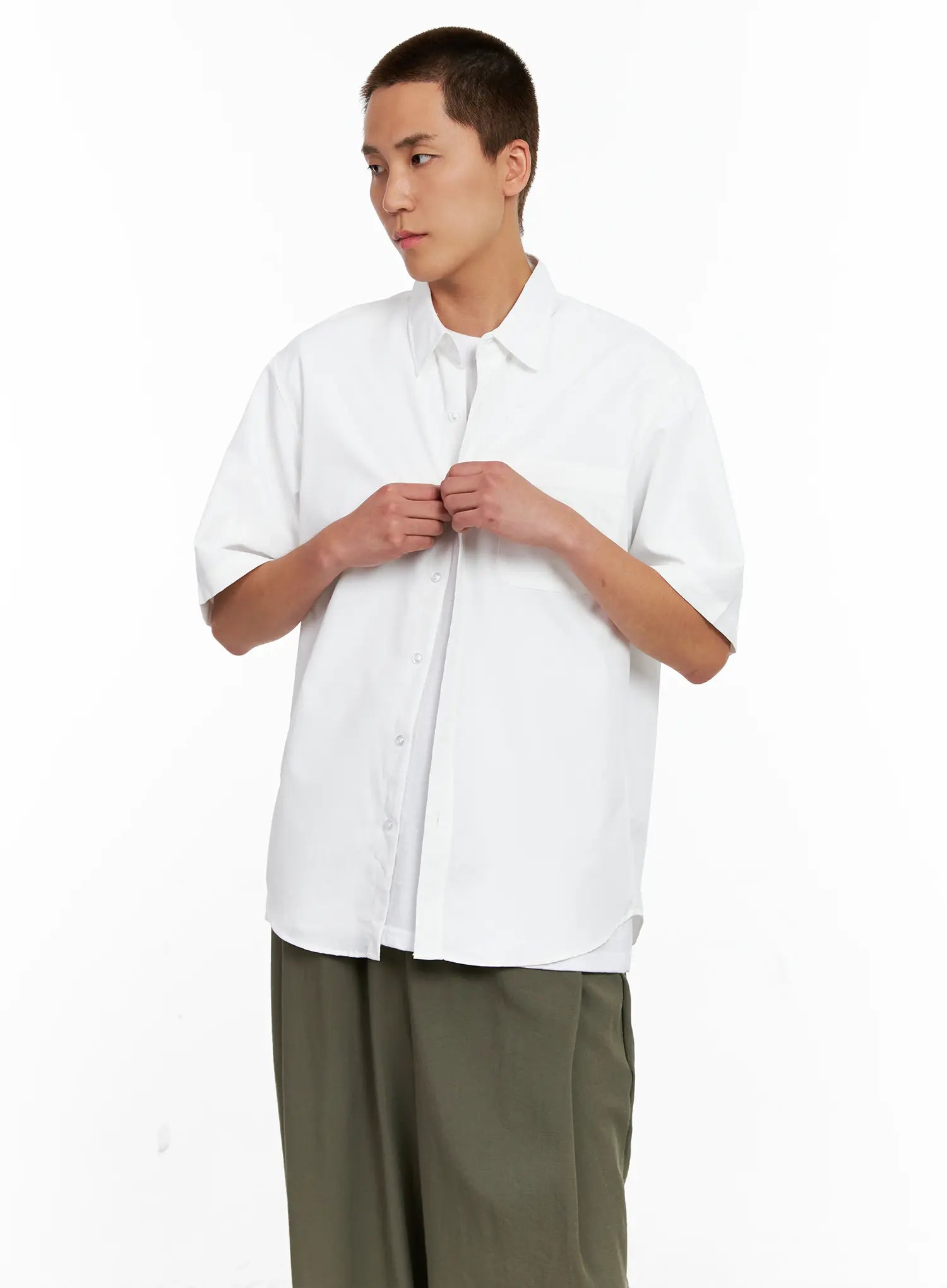 Men's Short-Sleeve Button-Up IG511