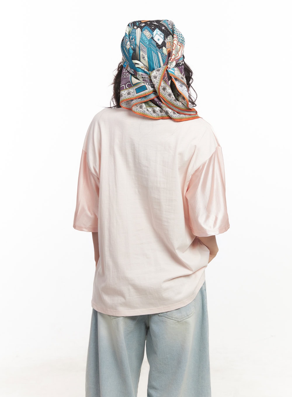 Graphic V-Neck Oversized Tee CA518