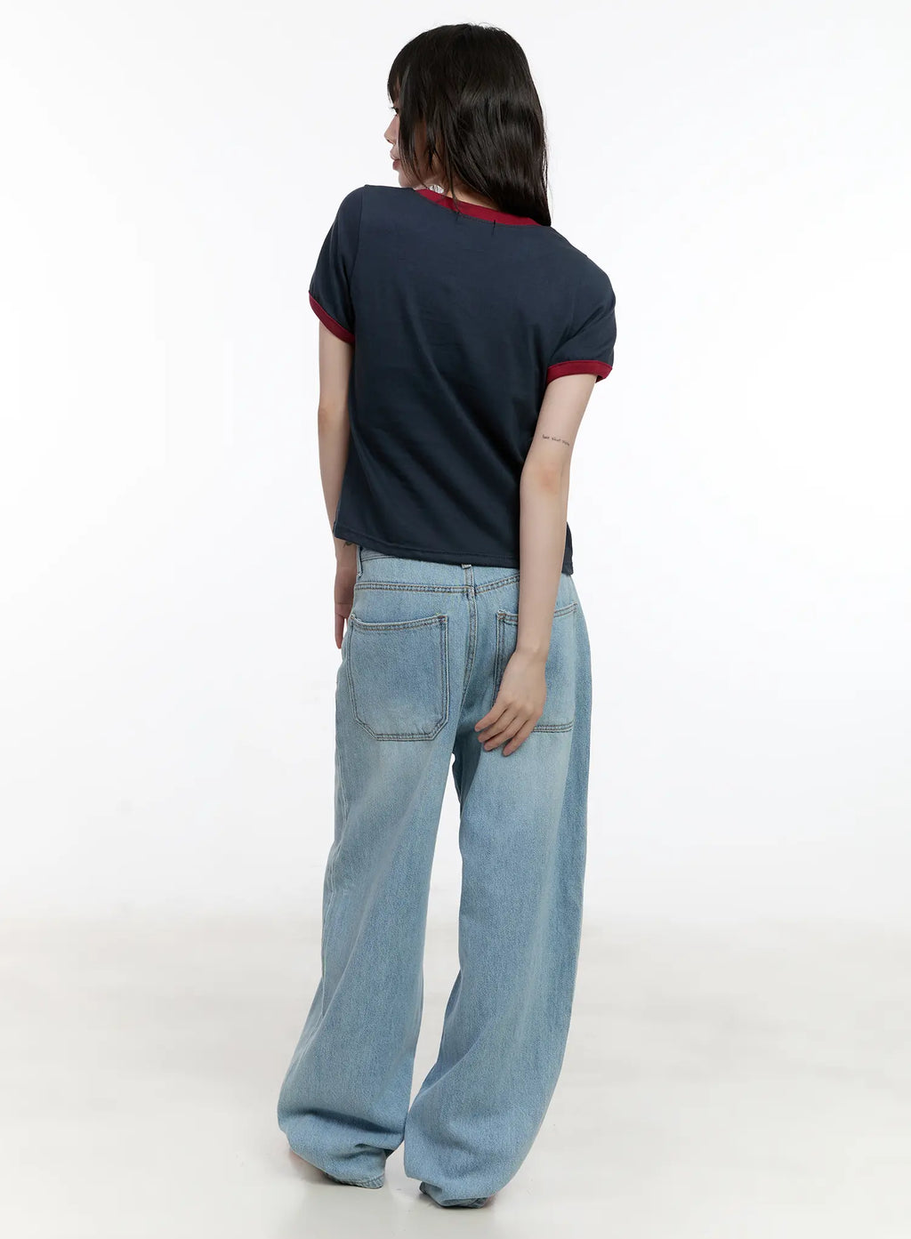 Iroha Lightweight Relaxed Jeans CL507