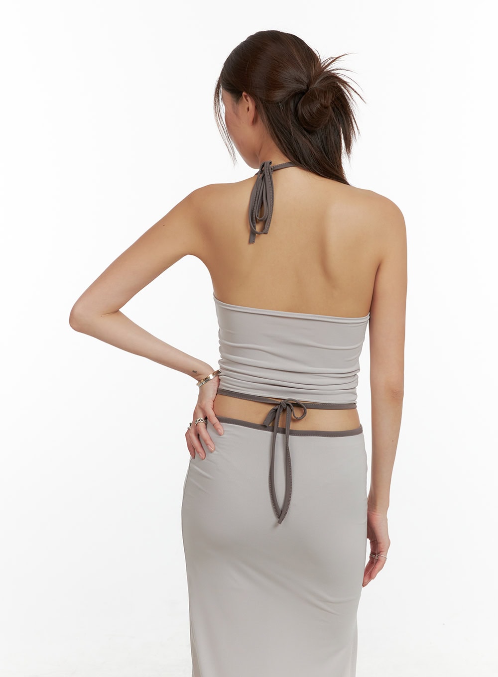 Contrasting Halter Strap Crop Top CL405