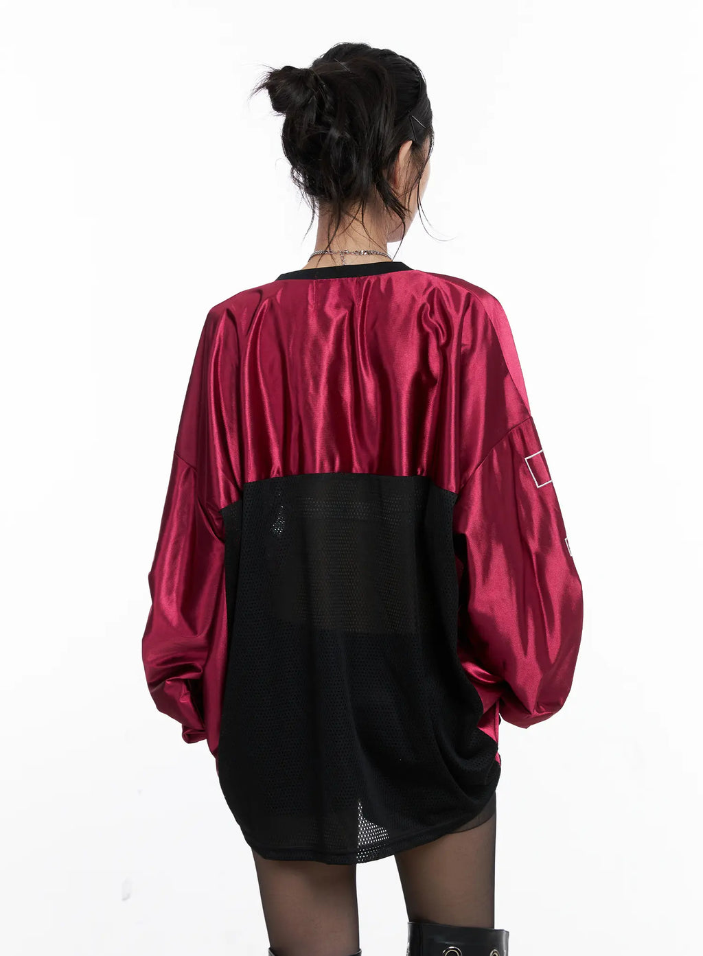 V-Neck Graphic Jersey Top CS512