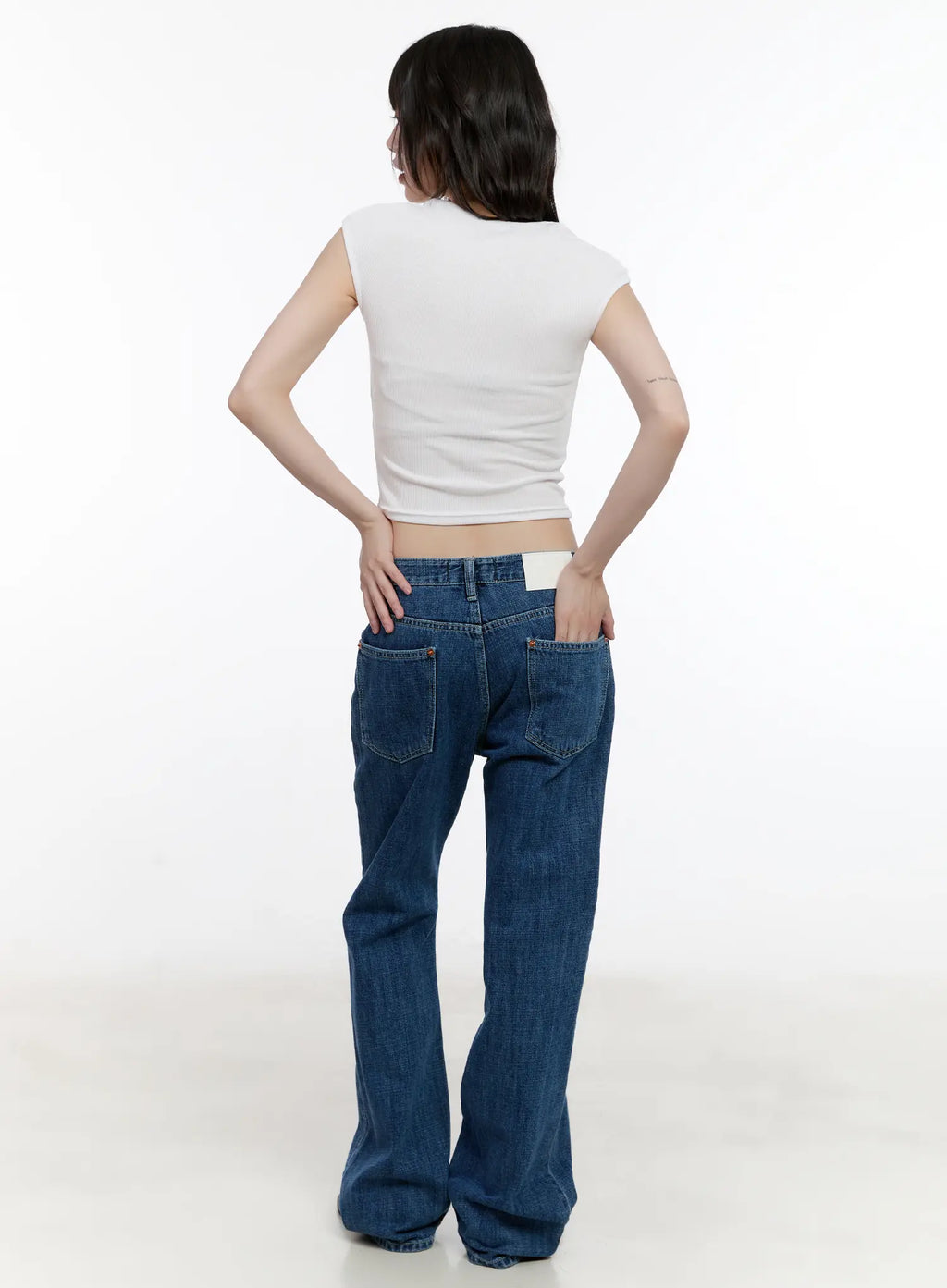Wonhee Loose Flared Dark-Wash Jeans CL507