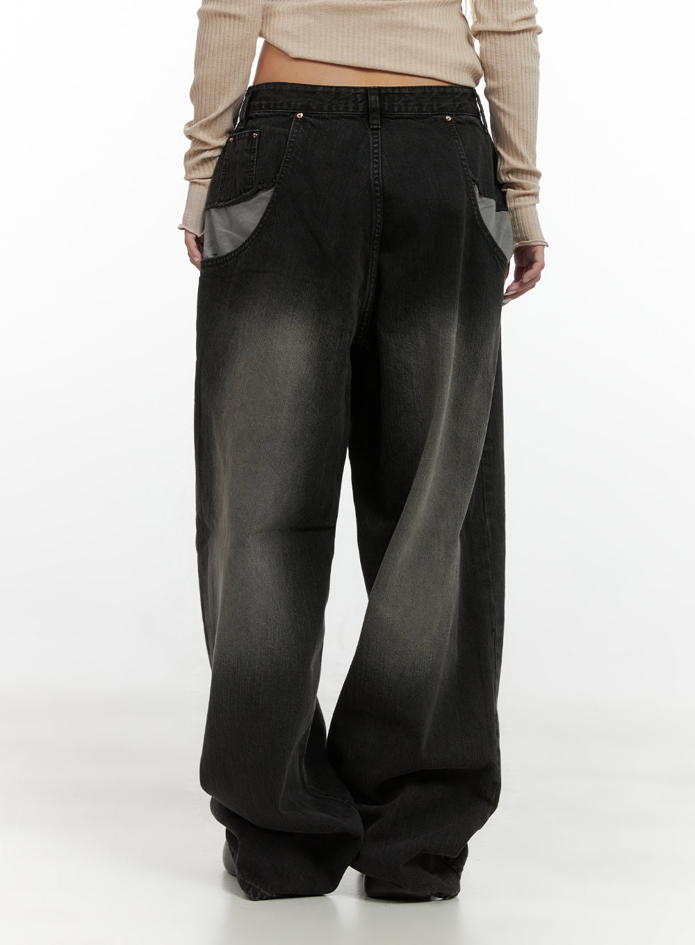 Darla Oversized Pocketed Denim Jeans CS425