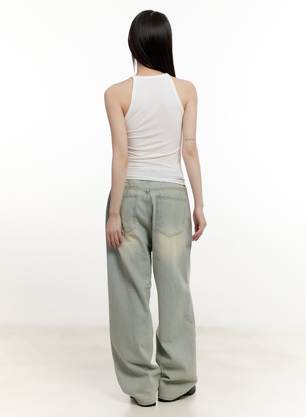 Halter-Neck Crop Tank Top CM513