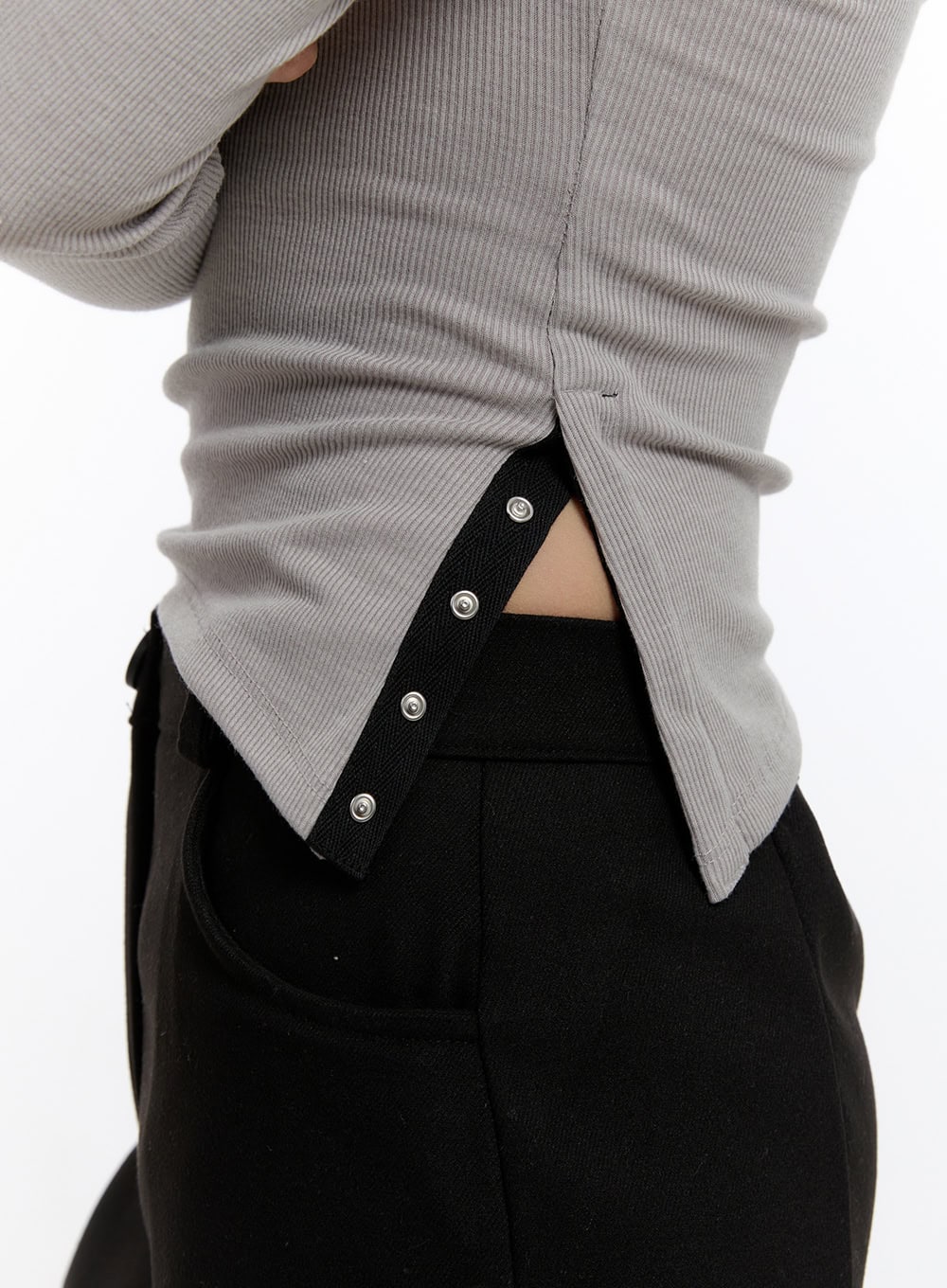 Eyelit Strap Off-Shoulder Crop Top CN421