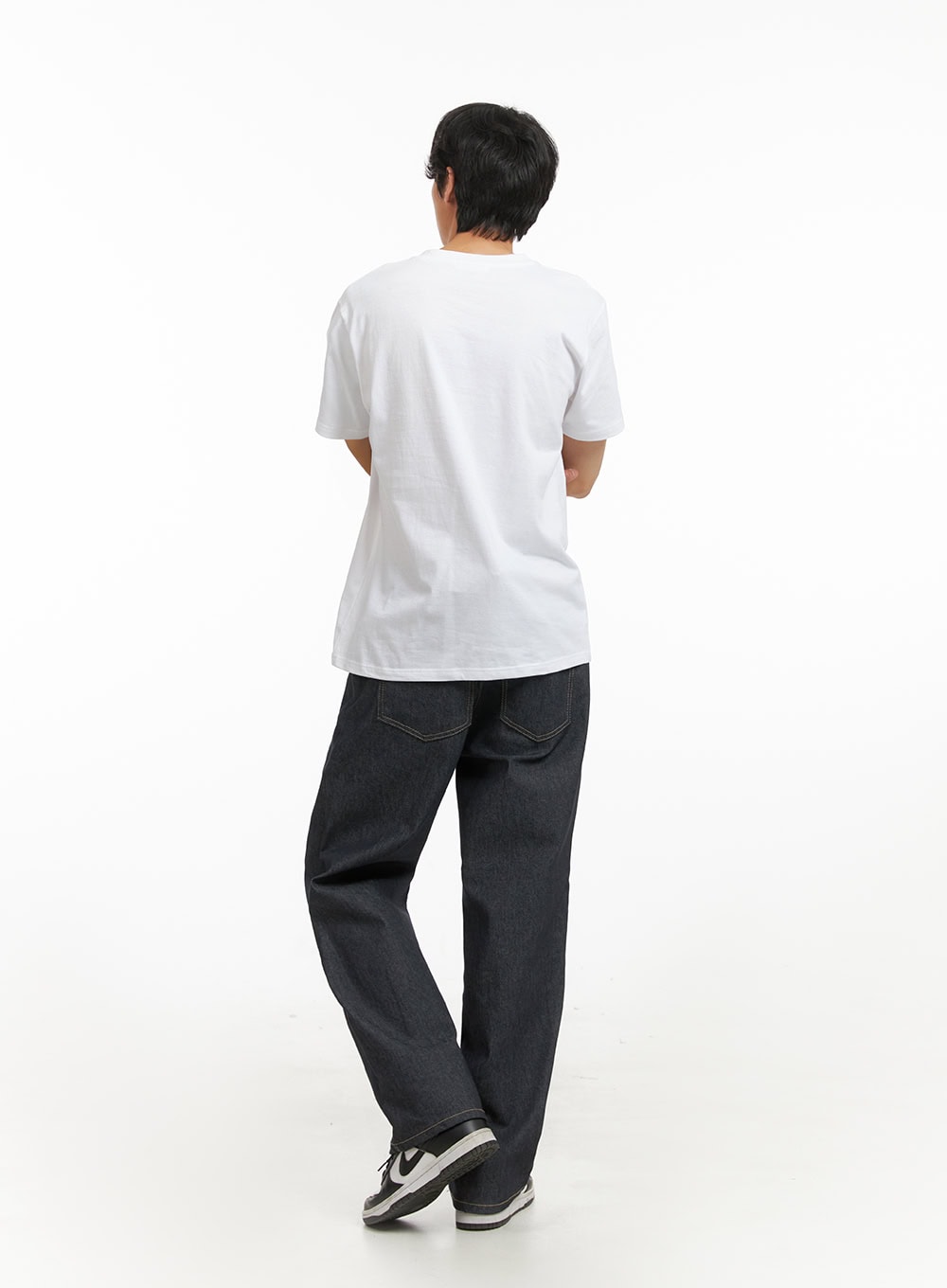 Men's Basic V-Neck T-Shirt (White) IY424