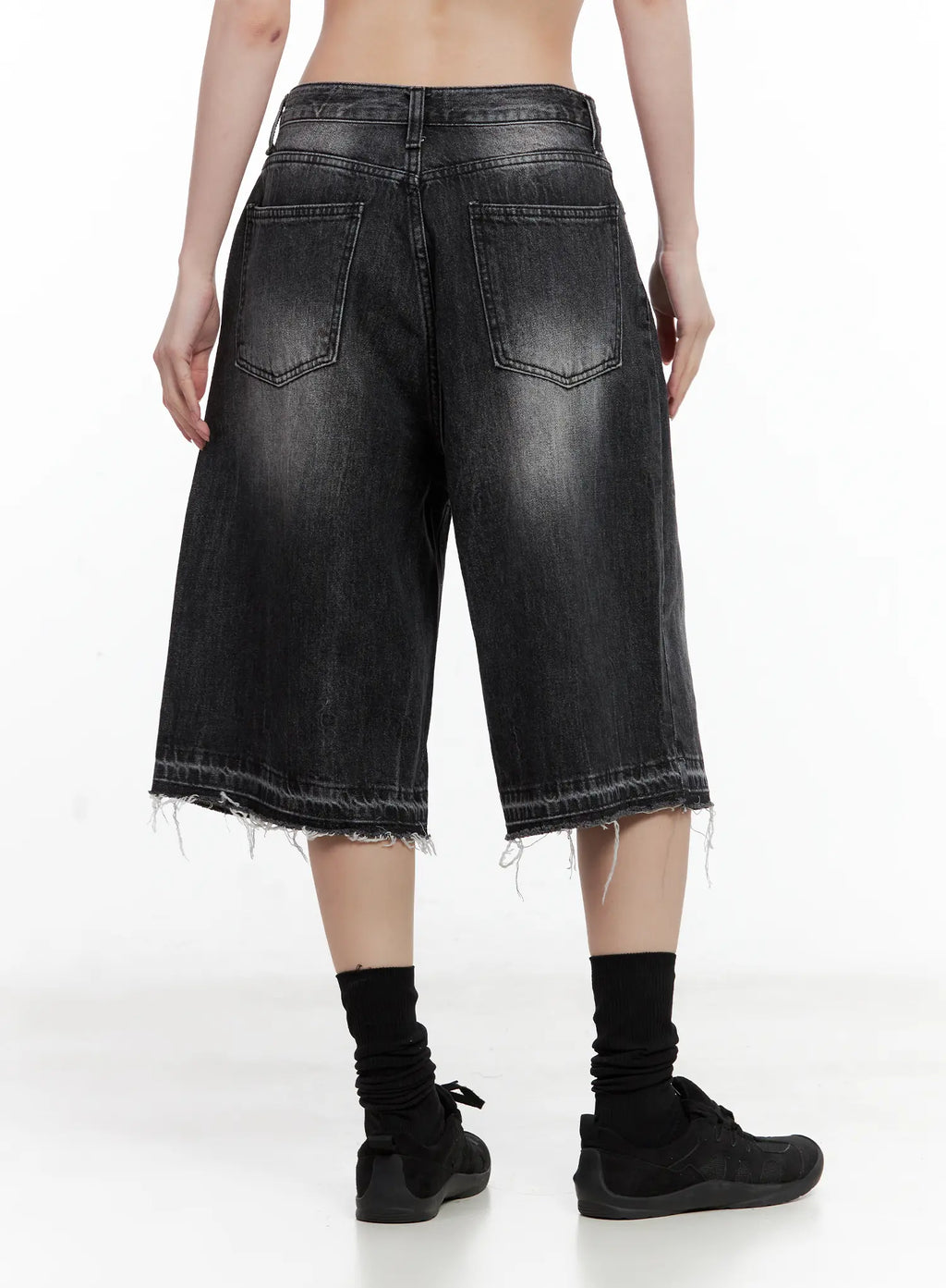 Distressed Washed Denim Jorts CU530