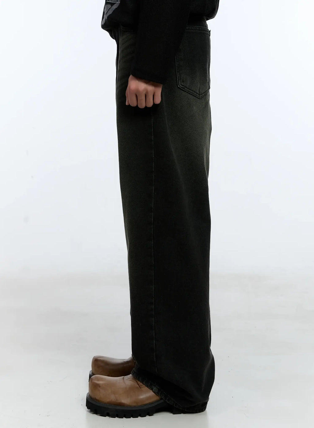 Men's Casual Wide-Fit Denim Jeans IL515