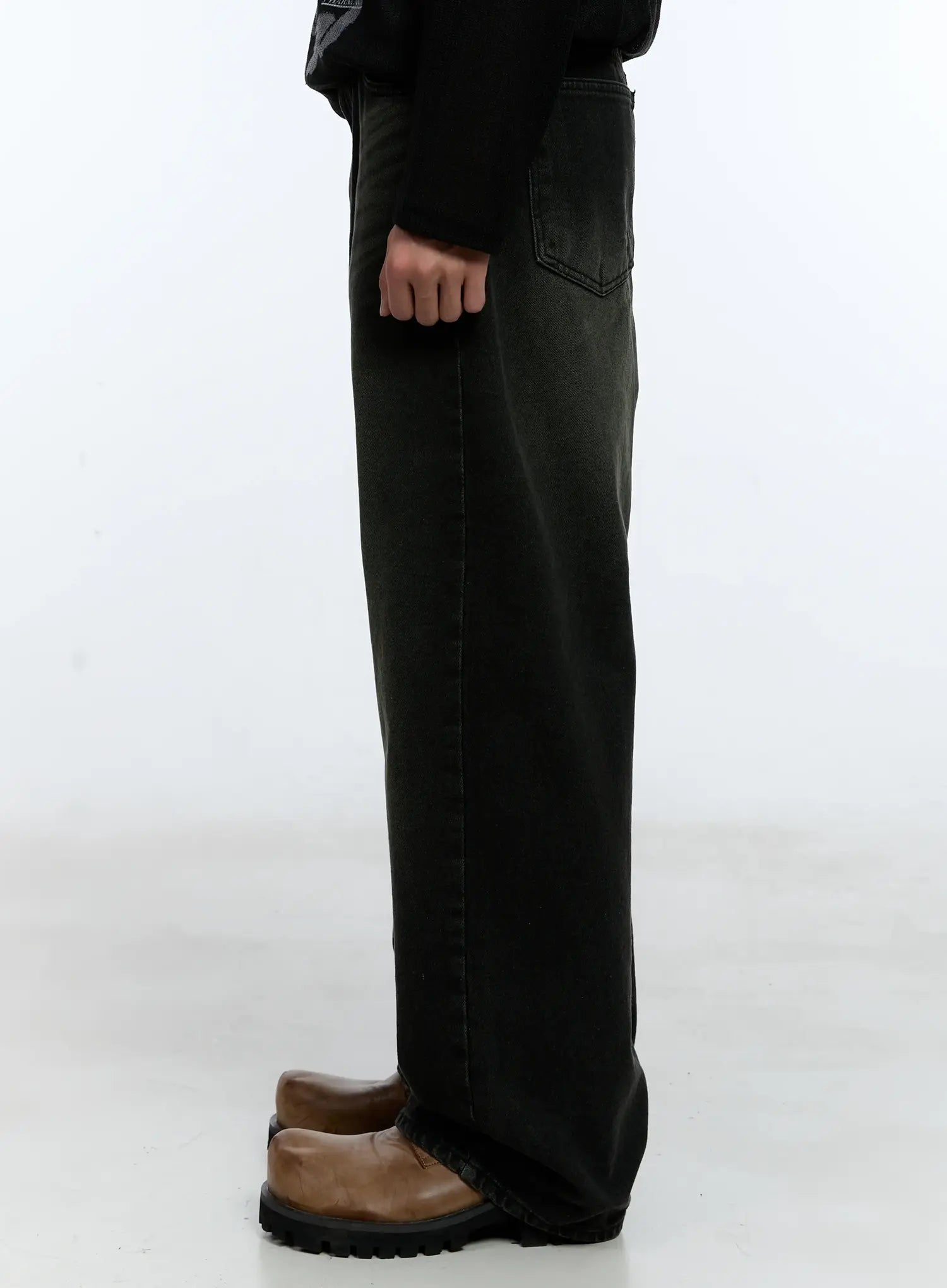 Men's Casual Wide-Fit Denim Jeans IL515