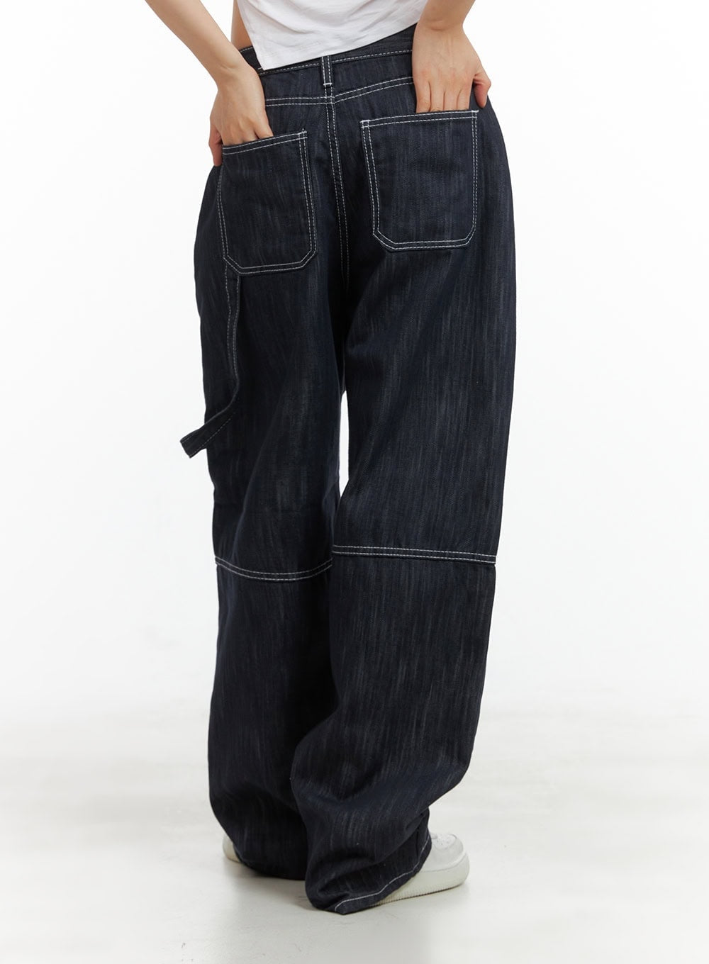 Low-Rise Strap Baggy Jeans CY414