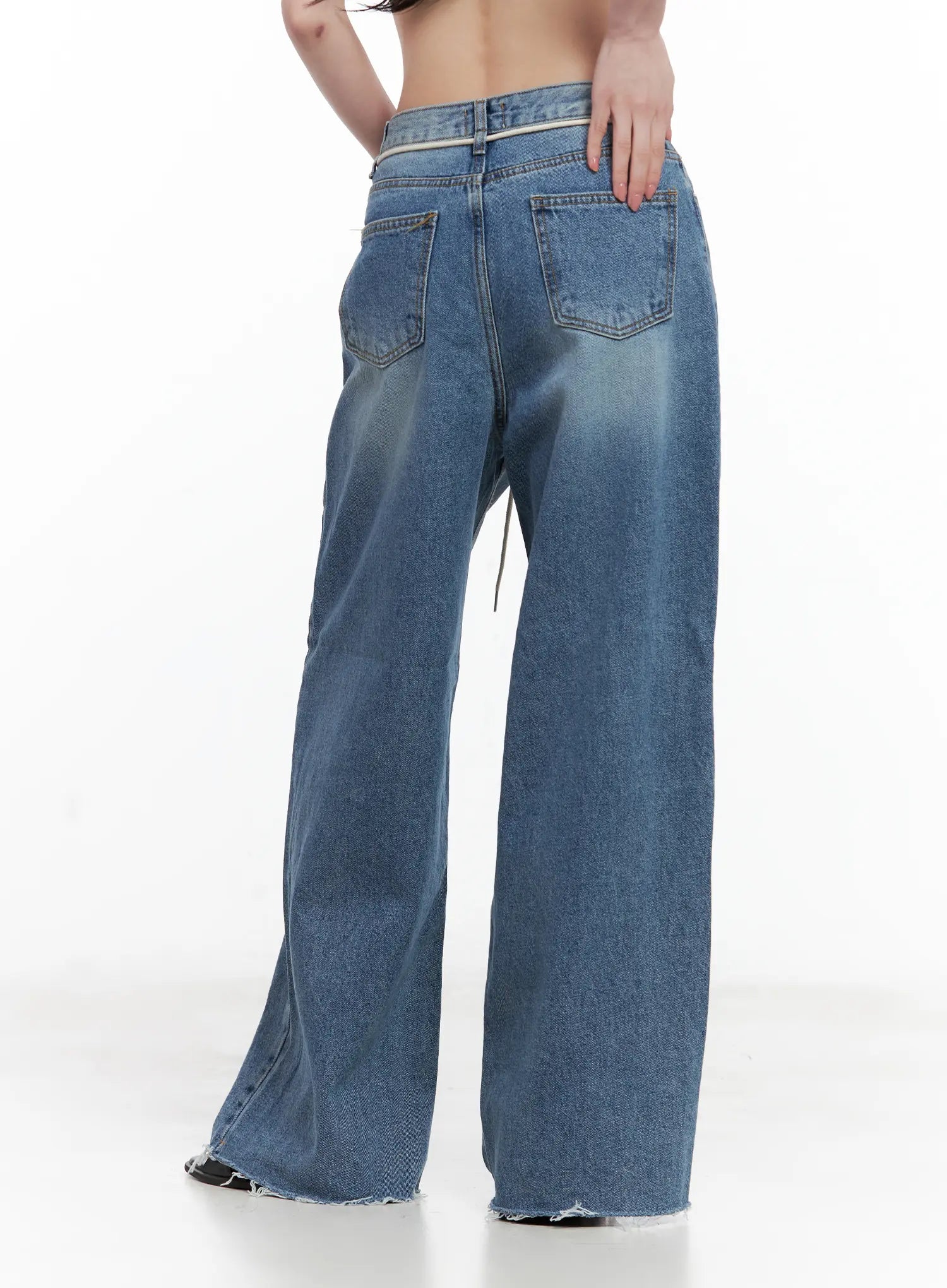Chaeyoung Drawstring Washed Wide-Leg Jeans CU530