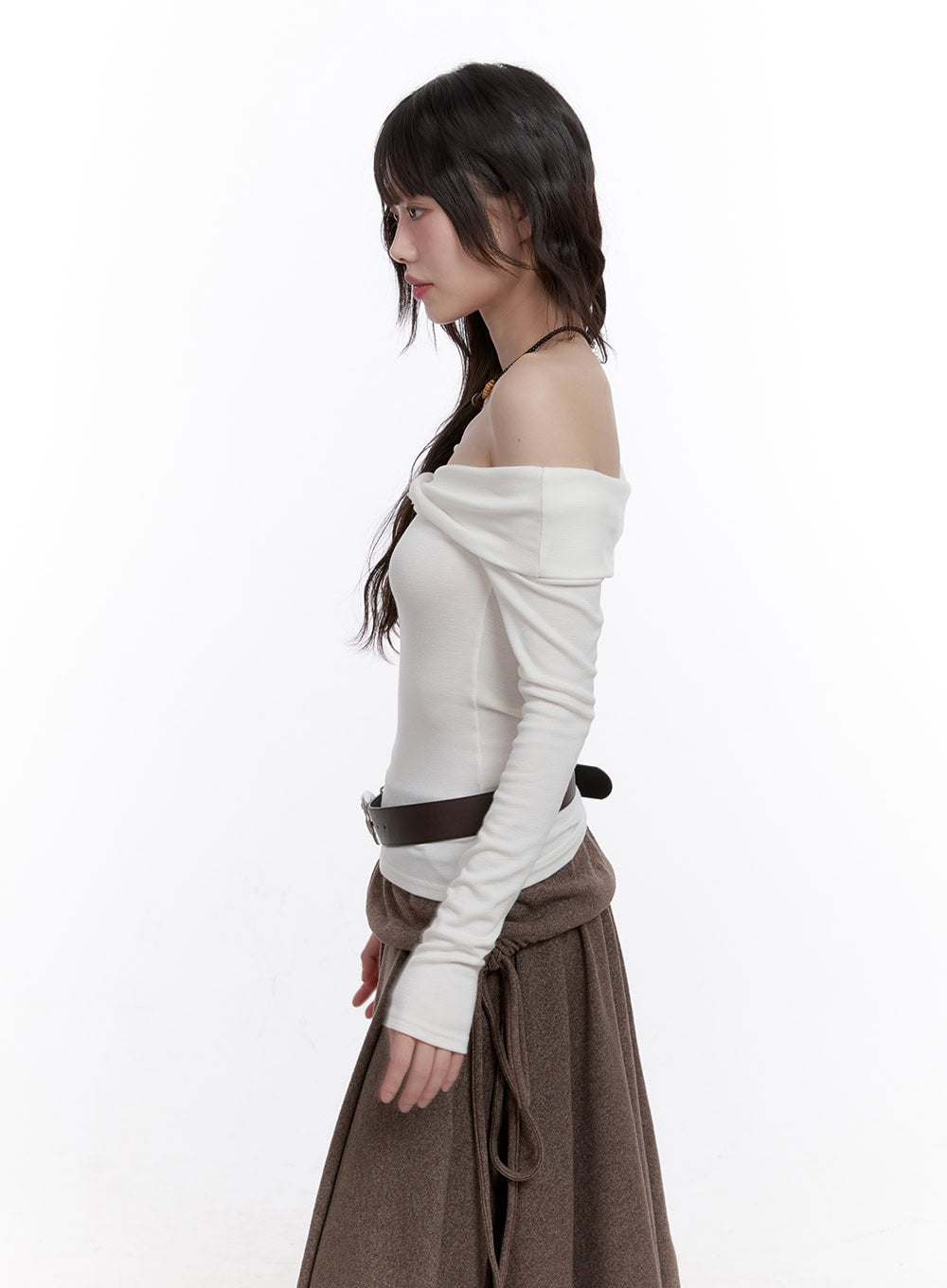 Off-Shoulder Twist Long-Sleeve Top CF511