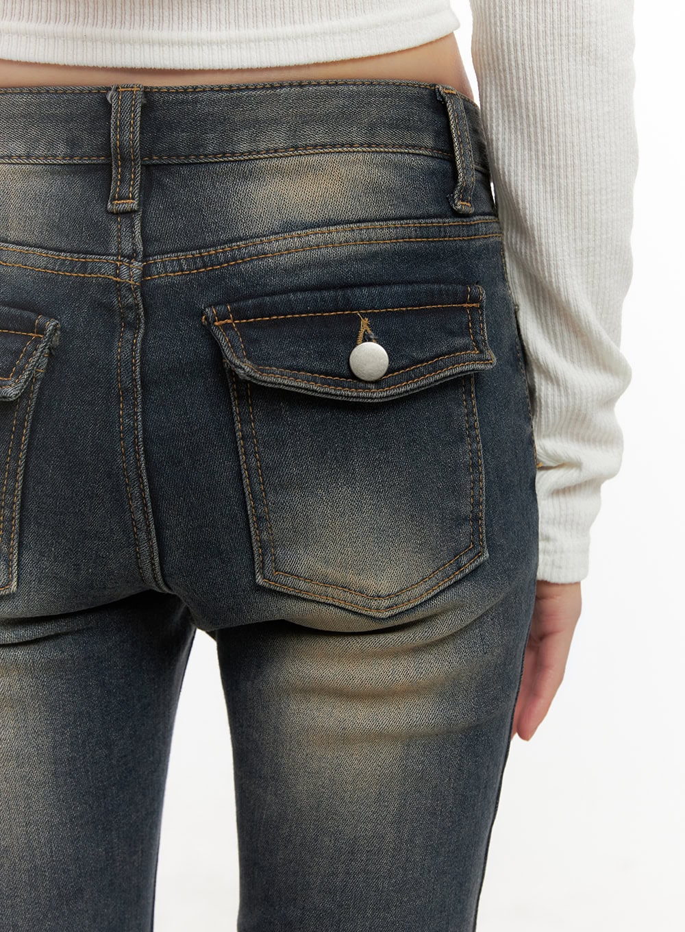 Alicia Washed Flared Jeans CD426