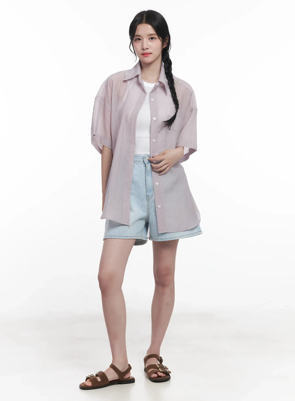 Light Wash Wide-Fit Jorts CU523