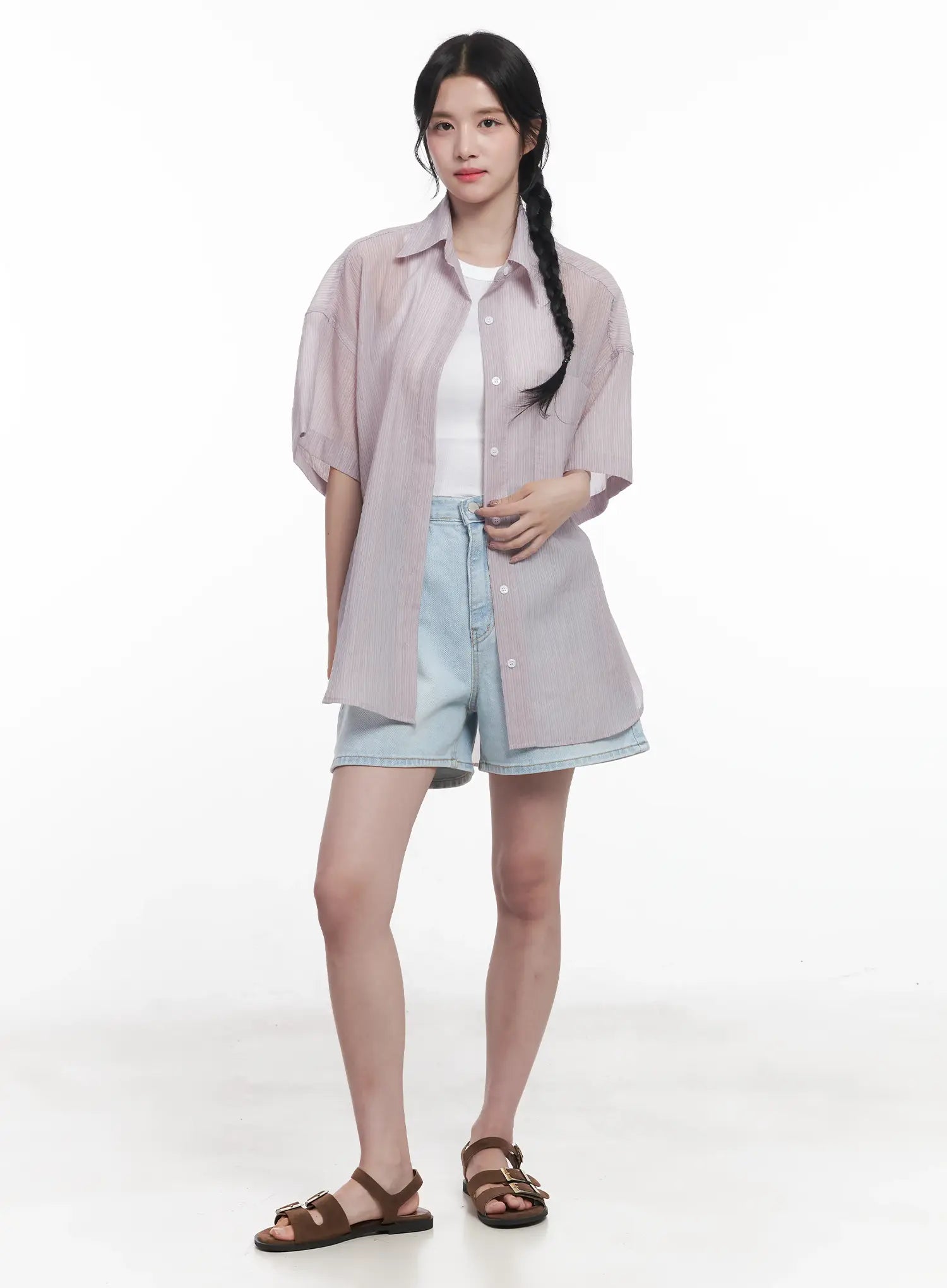 Light Wash Wide-Fit Jorts CU523