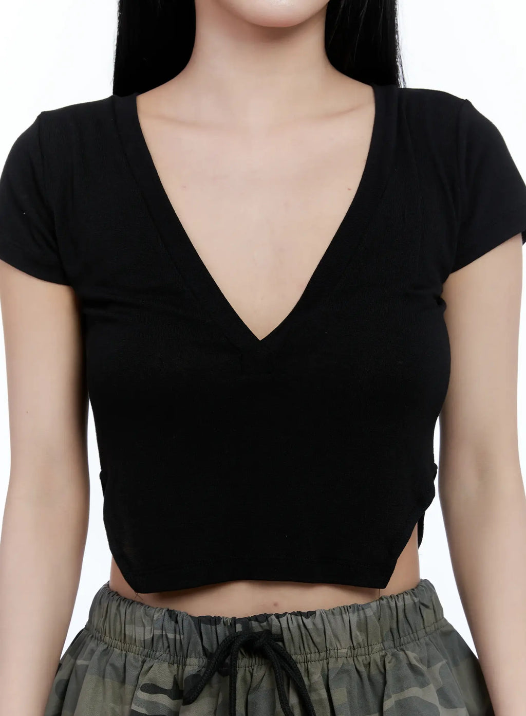 V-Neck Cropped Tee CL530