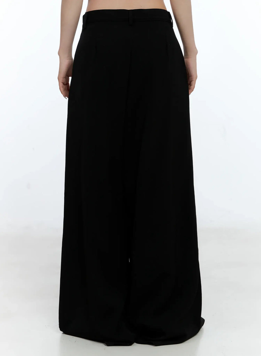 Wide-Leg Pleated Slacks CL530