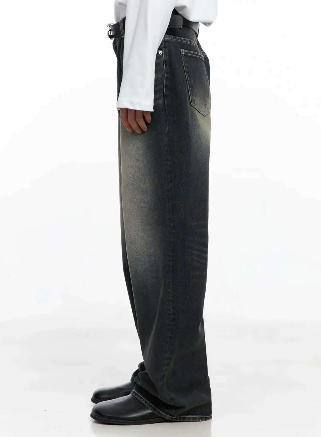 Men's Smoky Faded Wide Denim Jeans IO517