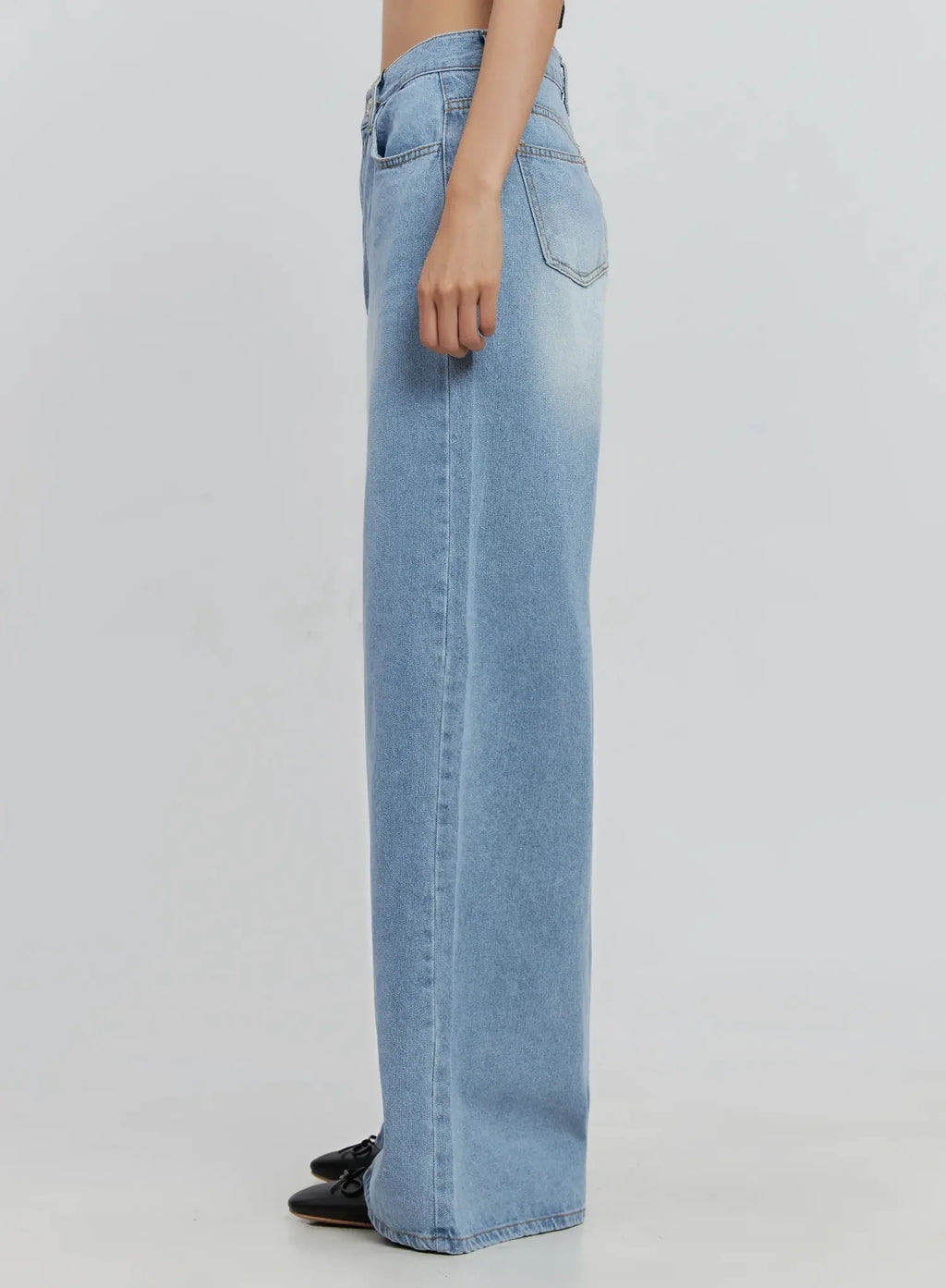 Ramos Washed Wide-Leg Jeans IS516