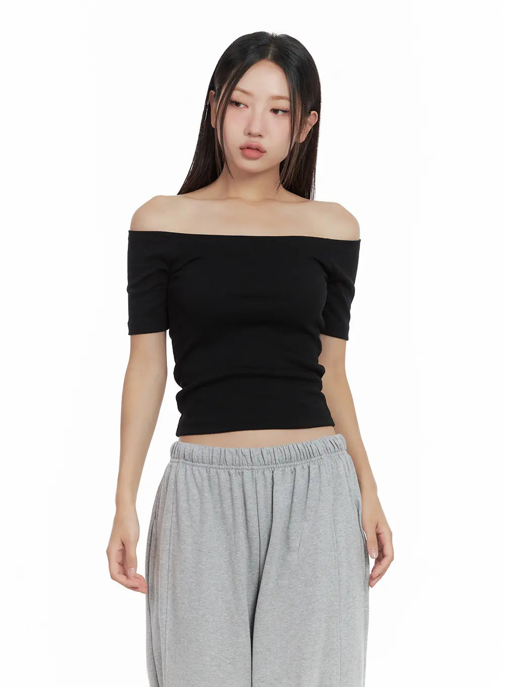 Slim Off-Shoulder Tee CL508