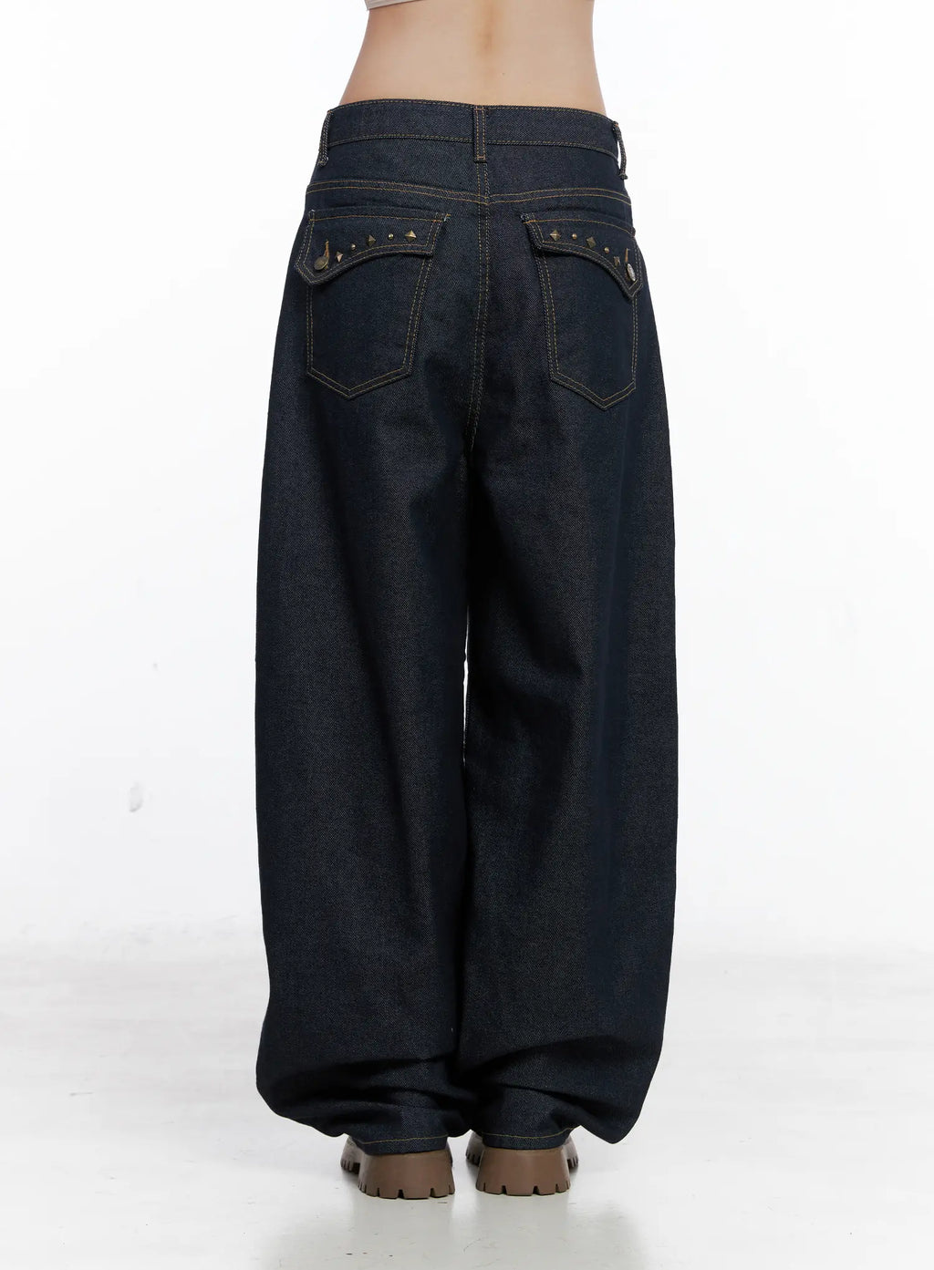 Yujin Studded Baggy Jeans CS512