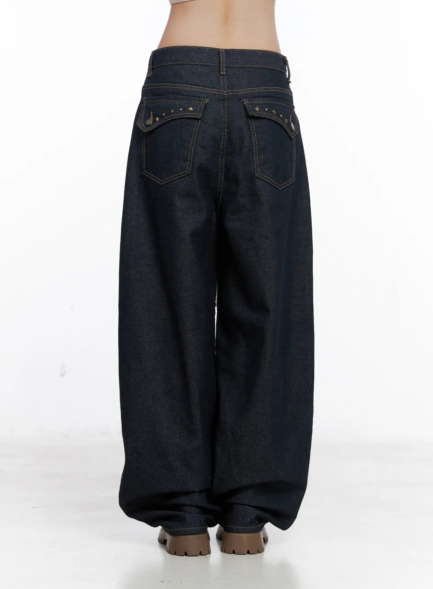 Yujin Studded Baggy Jeans CS512