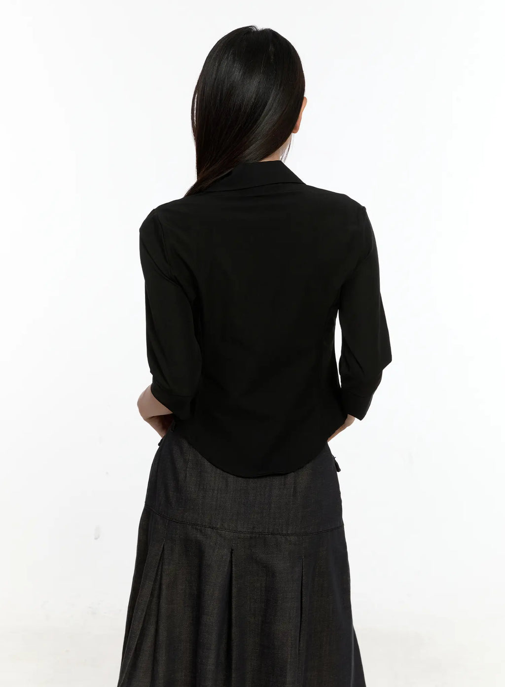 Chic Black Buttoned Half Sleeve Top CL531