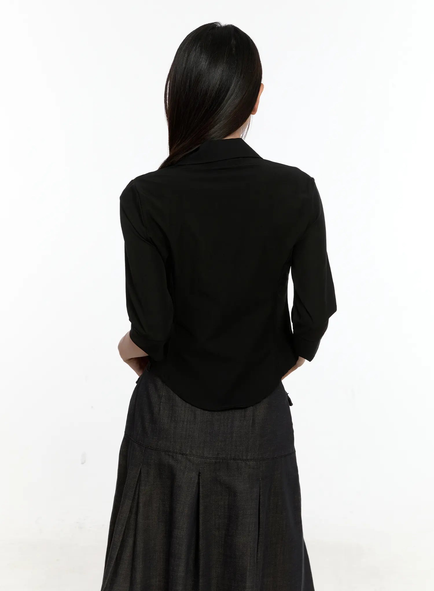 Chic Black Buttoned Half Sleeve Top CL531