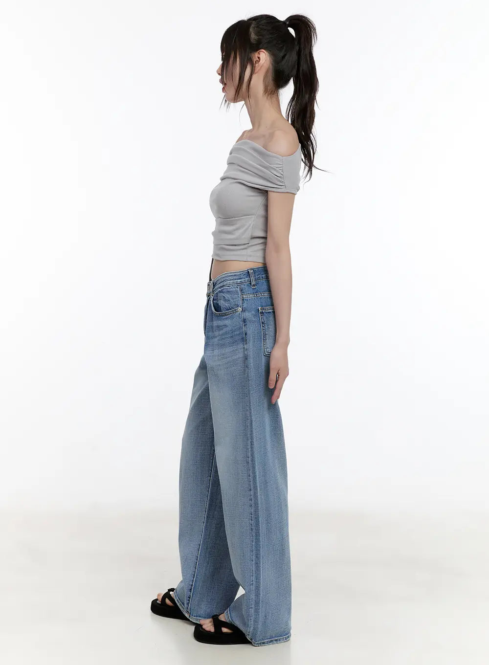 Off-Shoulder Tie Wrap Top CL504