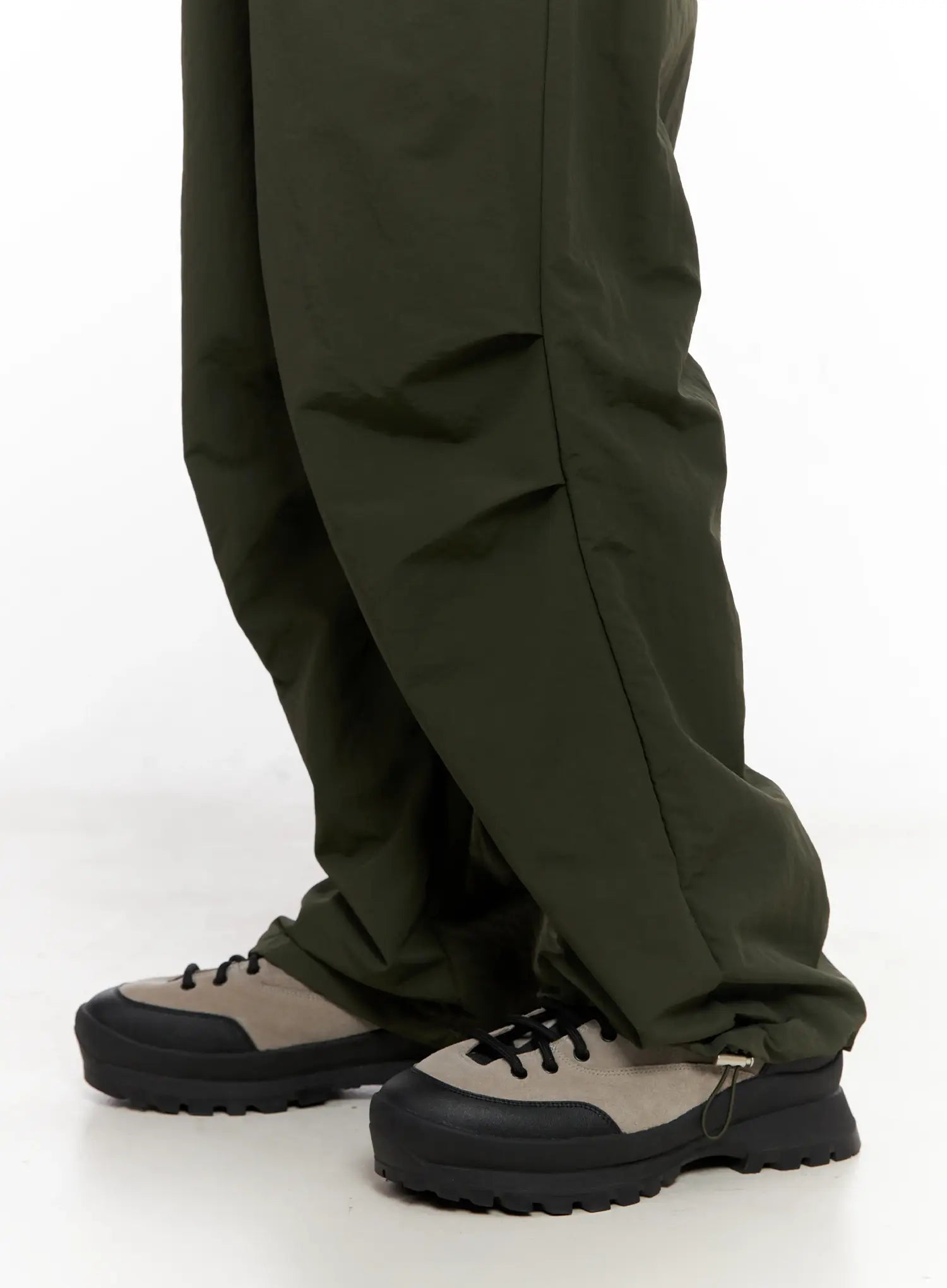 Men's Parachute Streetwear Pants IL518