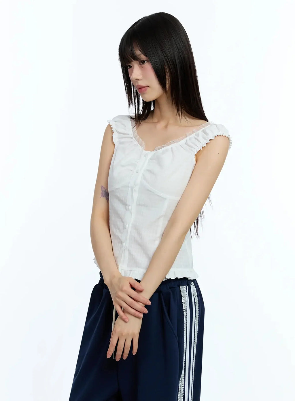 Frill-Trim Sleeveless Blouse IU525