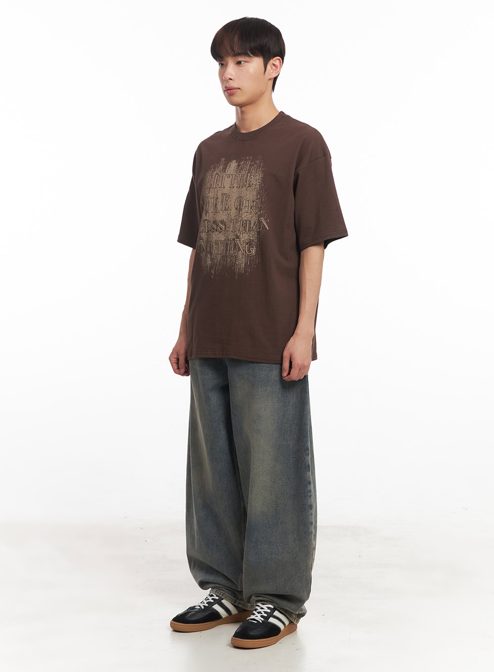 Men's Round Neck Graphic Shirt  IA521