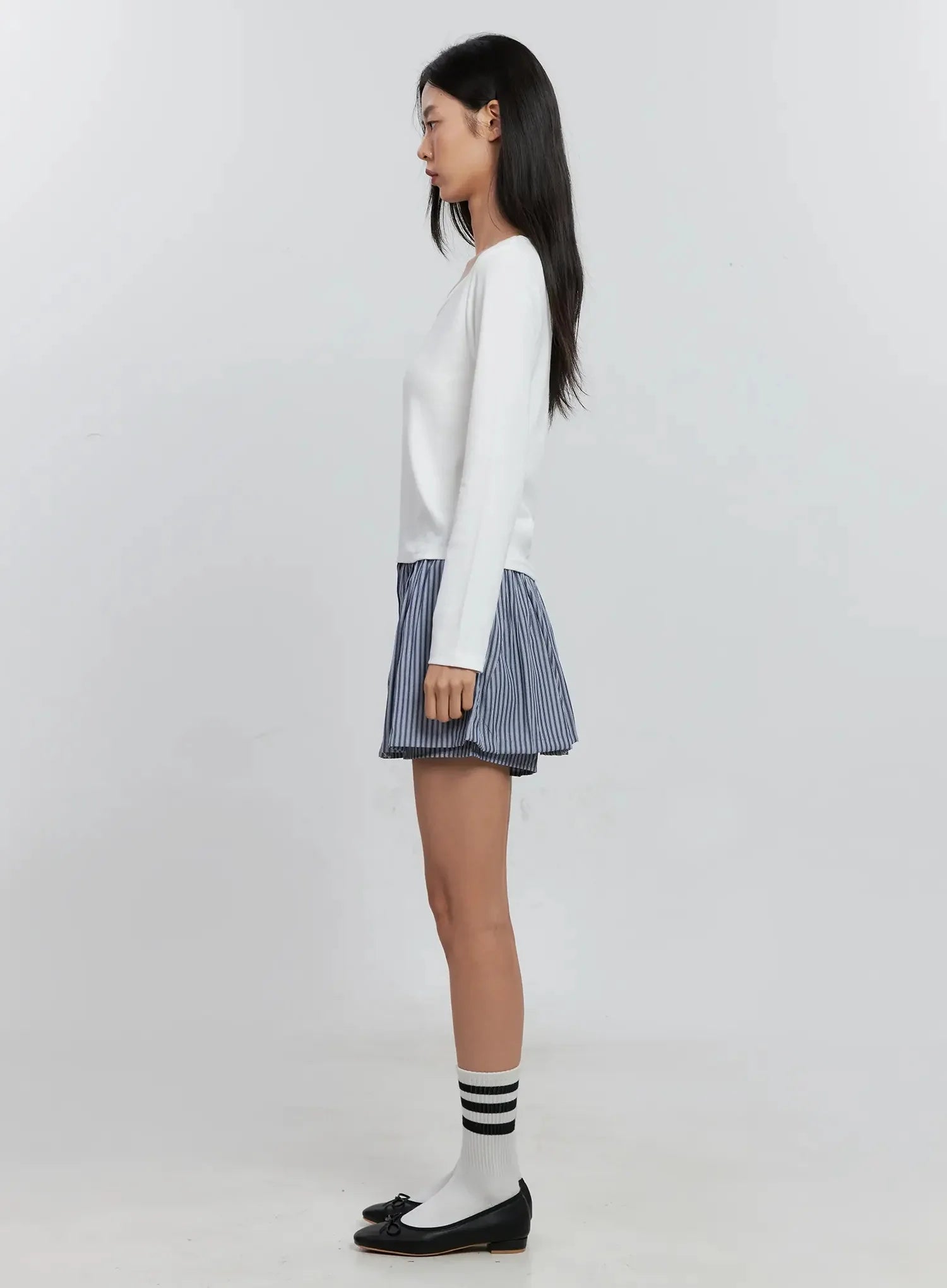 Round-Neck Long Sleeve Top IS515