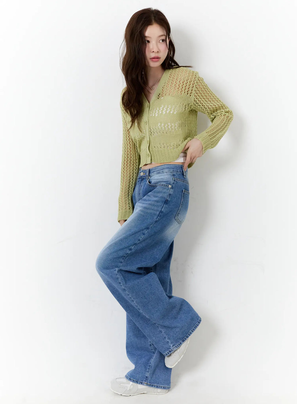 V-Neck Buttoned Sweater Cardigan CU513