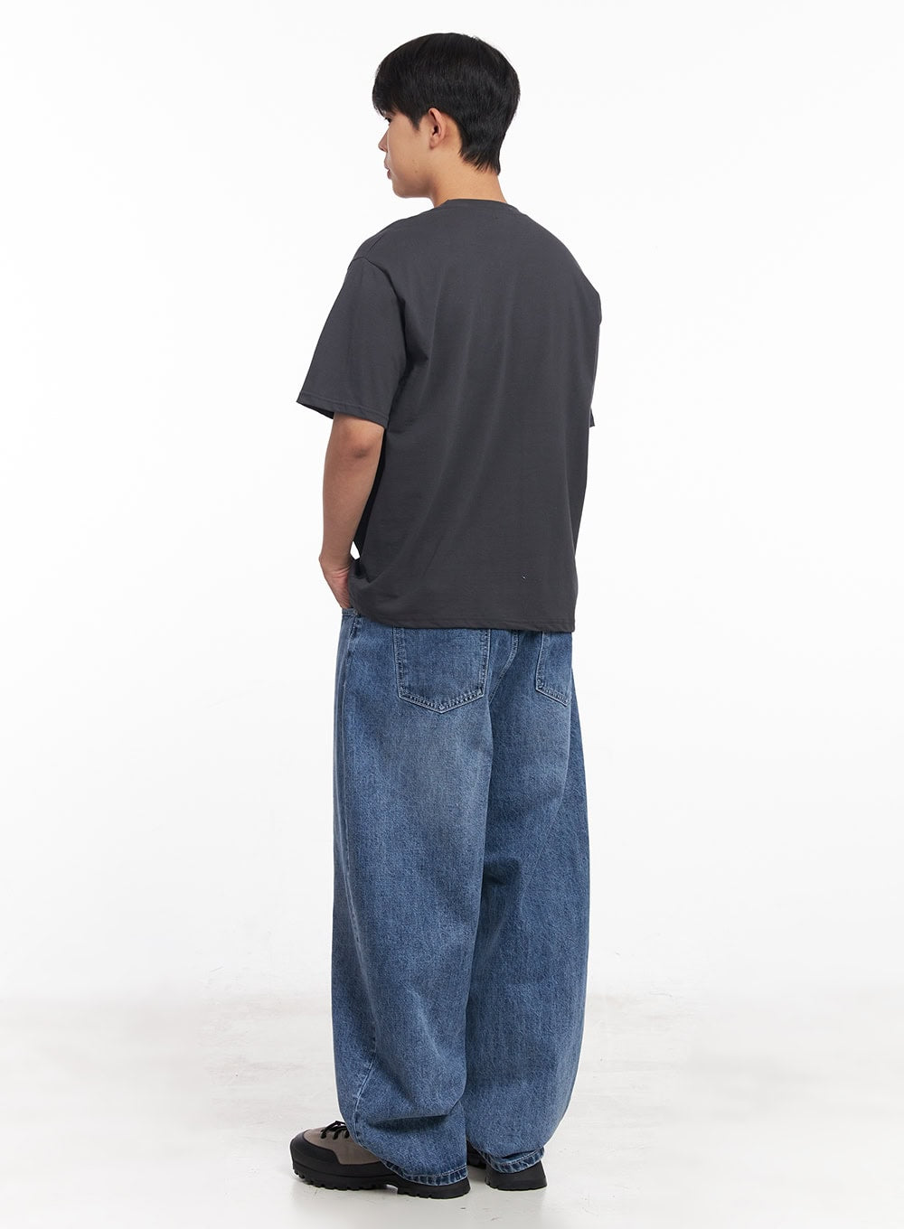 Men's Dark Washed Wide-Leg Jeans (Blue) IY520