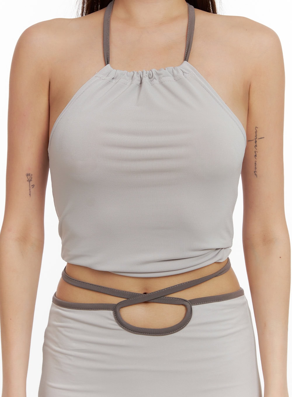 Contrasting Halter Strap Crop Top CL405