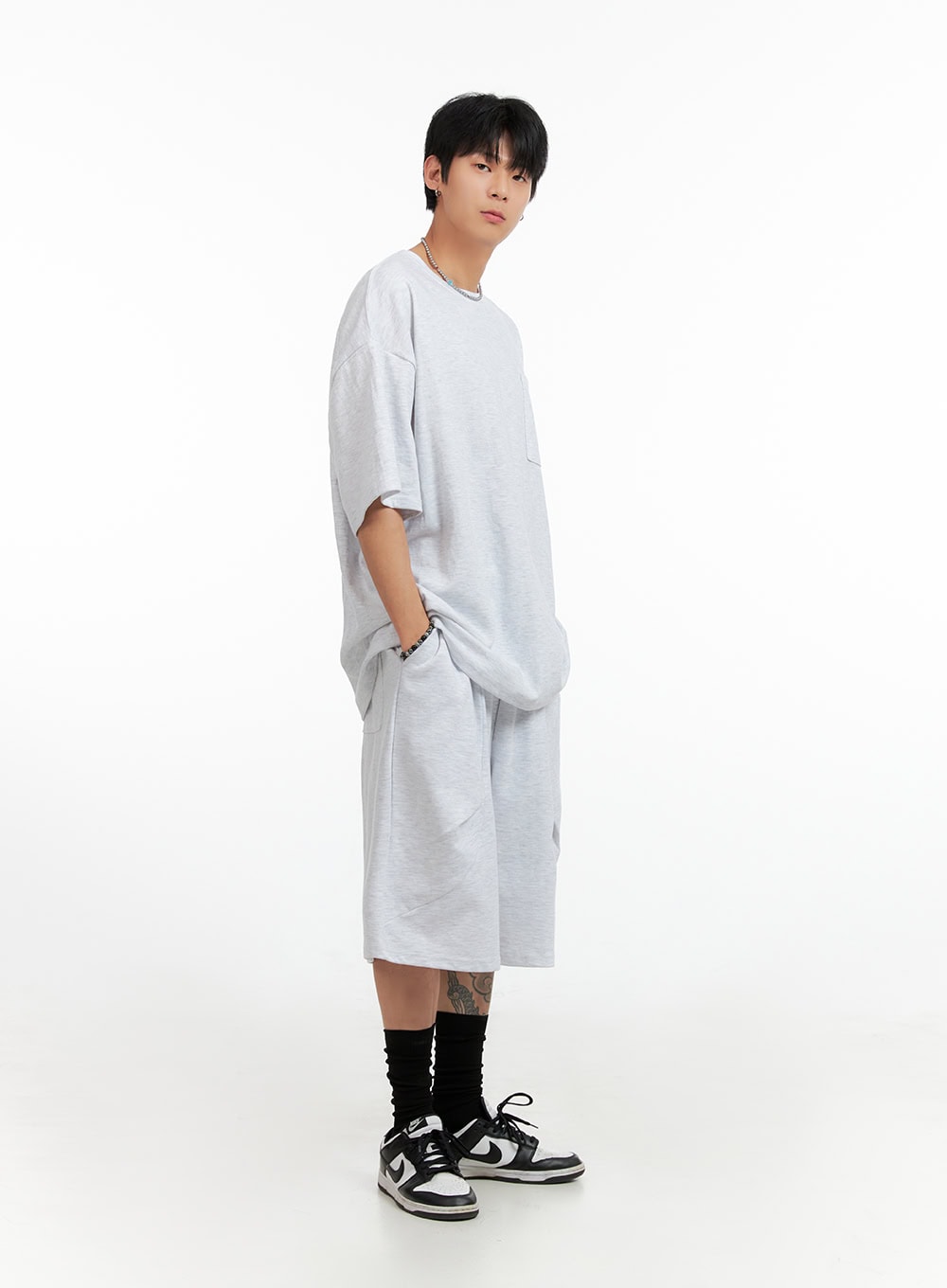Men's Oversized Cozy Pocket T-Shirt IG402